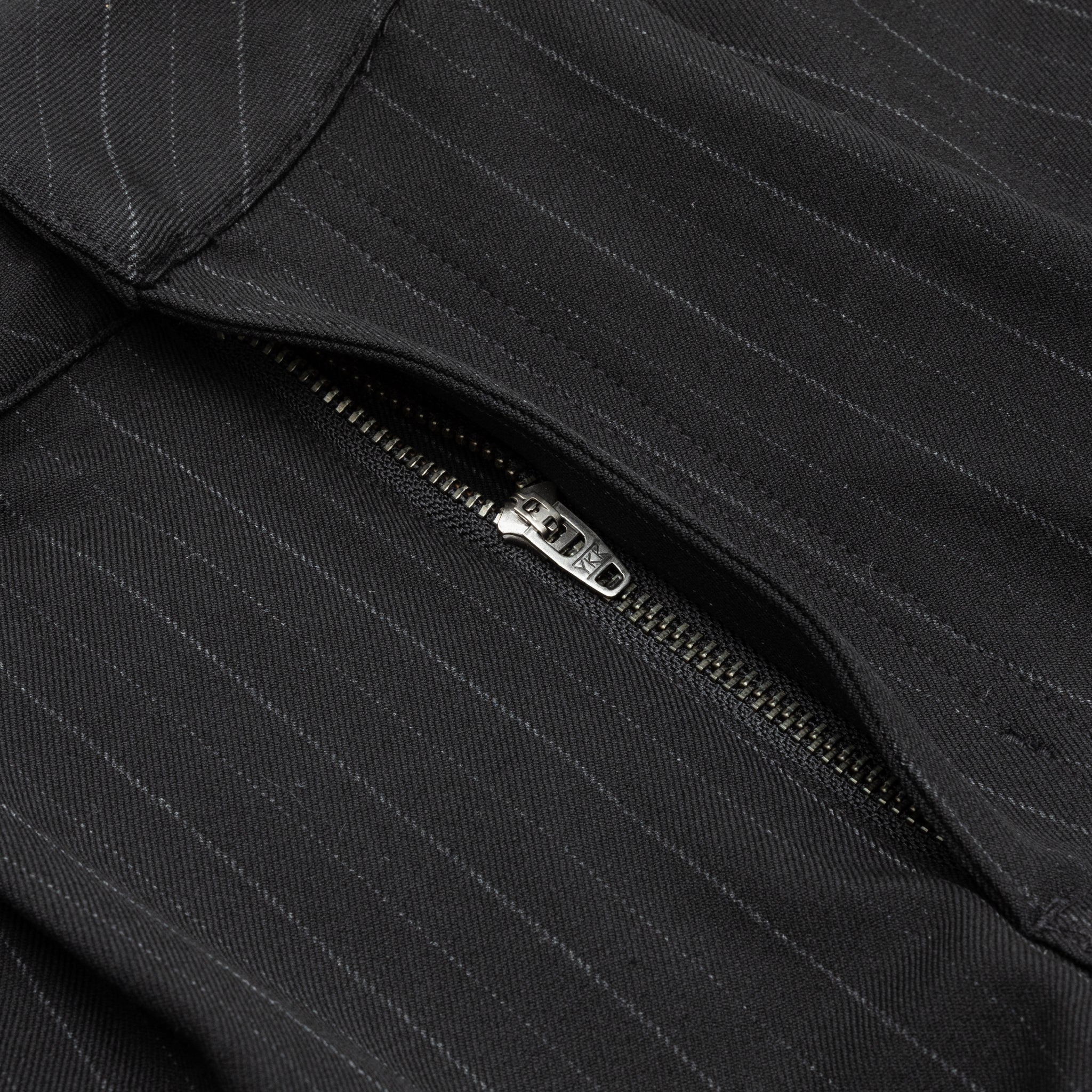 Stylish Pleated Suit Shorts for Men - Comfortable & Trendy Formal Wear - Perfect for Office, Business Meetings & Summer Weddings
