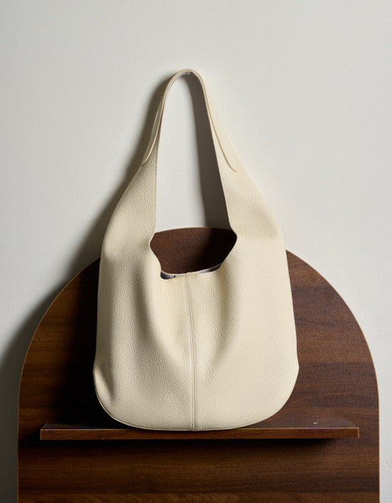 Stylish and Lightweight Shoulder Bag for Women - Perfect for Work, Travel, and Everyday Use