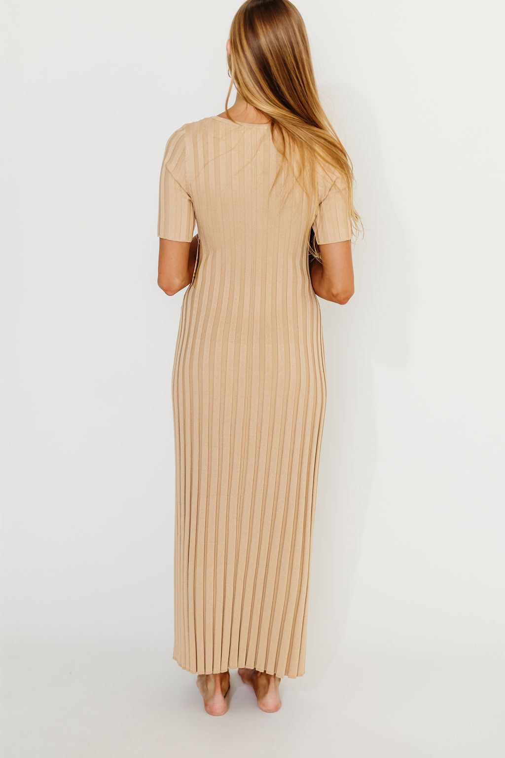 Oakley Ribbed Maxi Dress in Taupe - Bump Friendly Maternity Dress for Women, Comfortable Stretchy Pregnancy Dress for Everyday Wear, Perfect for Baby Showers, Maternity Photos & Casual Outings