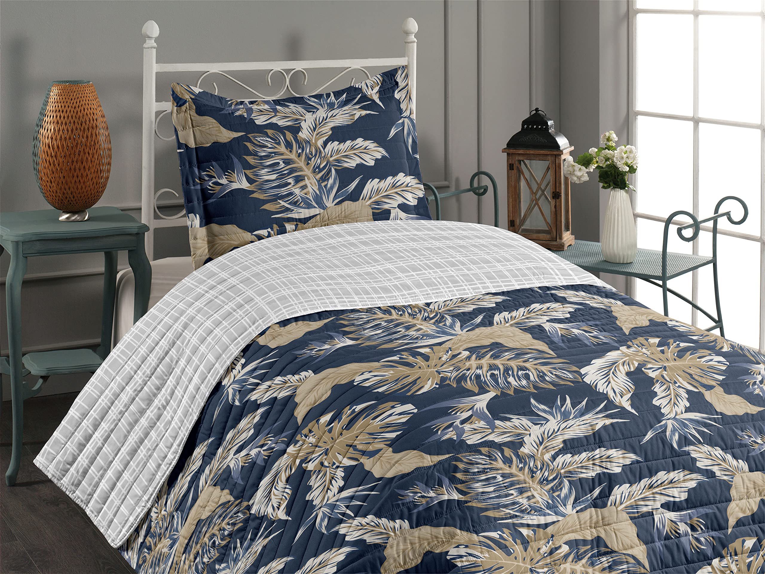 Ambesonne Tropical Reversible Bedspread Set - Exotic Rainforest Leaves Pattern, Microfiber Comforter & Pillow Shams, Twin Size, Dark Night Blue - Perfect for Jungle Theme Bedroom Decor & Boho Chic Home Styling