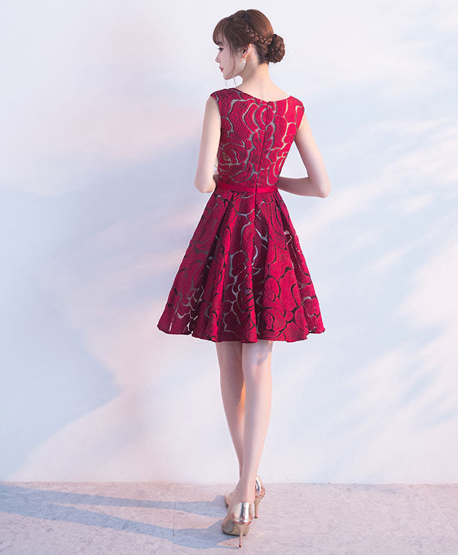 Elegant Burgundy Lace Short Prom Dress for Women - Sexy Lace Bridesmaid Gown - Perfect for Homecoming, Cocktail Parties & Formal Events