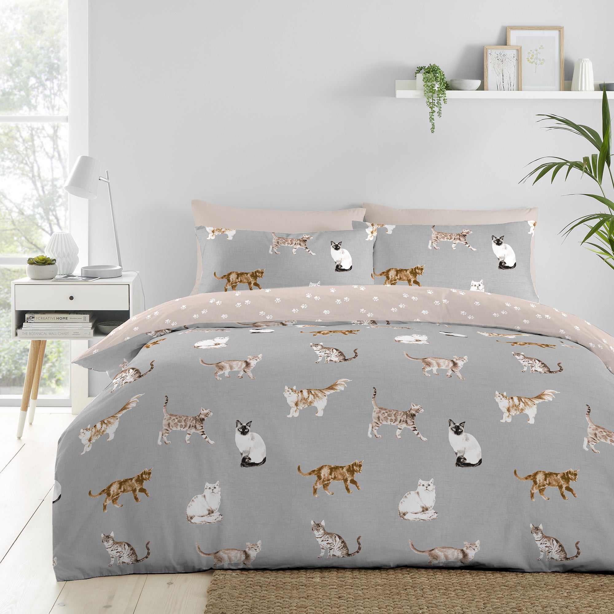 Fusion Cats Duvet Cover Set - Soft Grey Bedding for Cozy Nights | Perfect for Master Bedroom, Guest Room & Dorm Decor