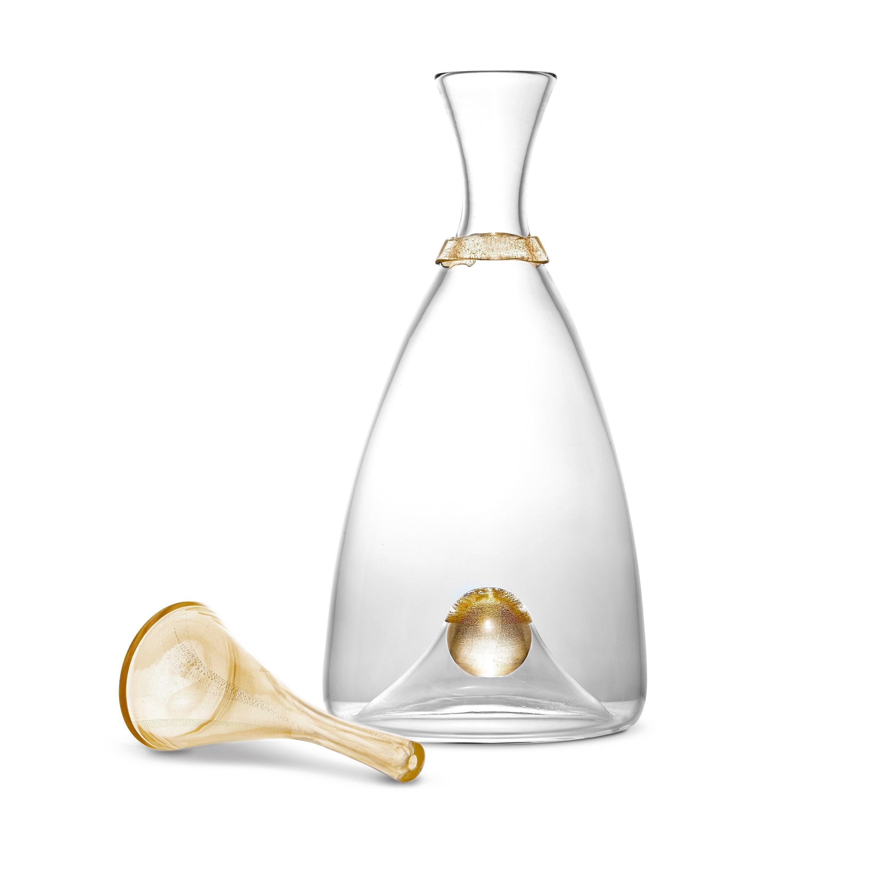 Premium Oro Decanter - Elegant Glass Wine Decanter for Aerating Red Wine, Perfect for Gifts, Dinner Parties & Home Bars - Enhances Flavor & Aroma