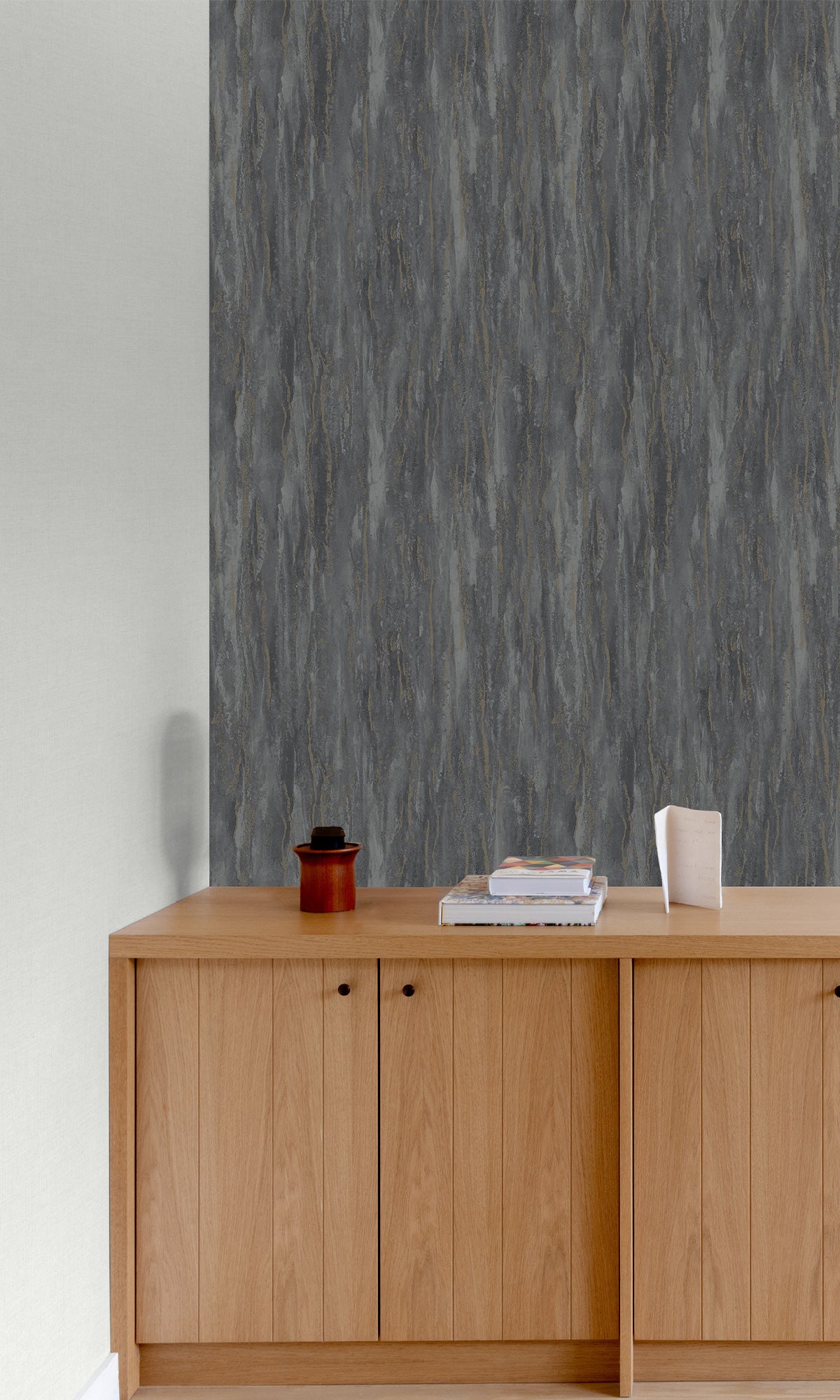 Castor Grey Faux Tree Bark Wallpaper R9821 - Peel and Stick Self-Adhesive Wallpaper for Living Room, Bedroom, Office Decor - Easy to Install Removable Wallpaper for Accent Walls