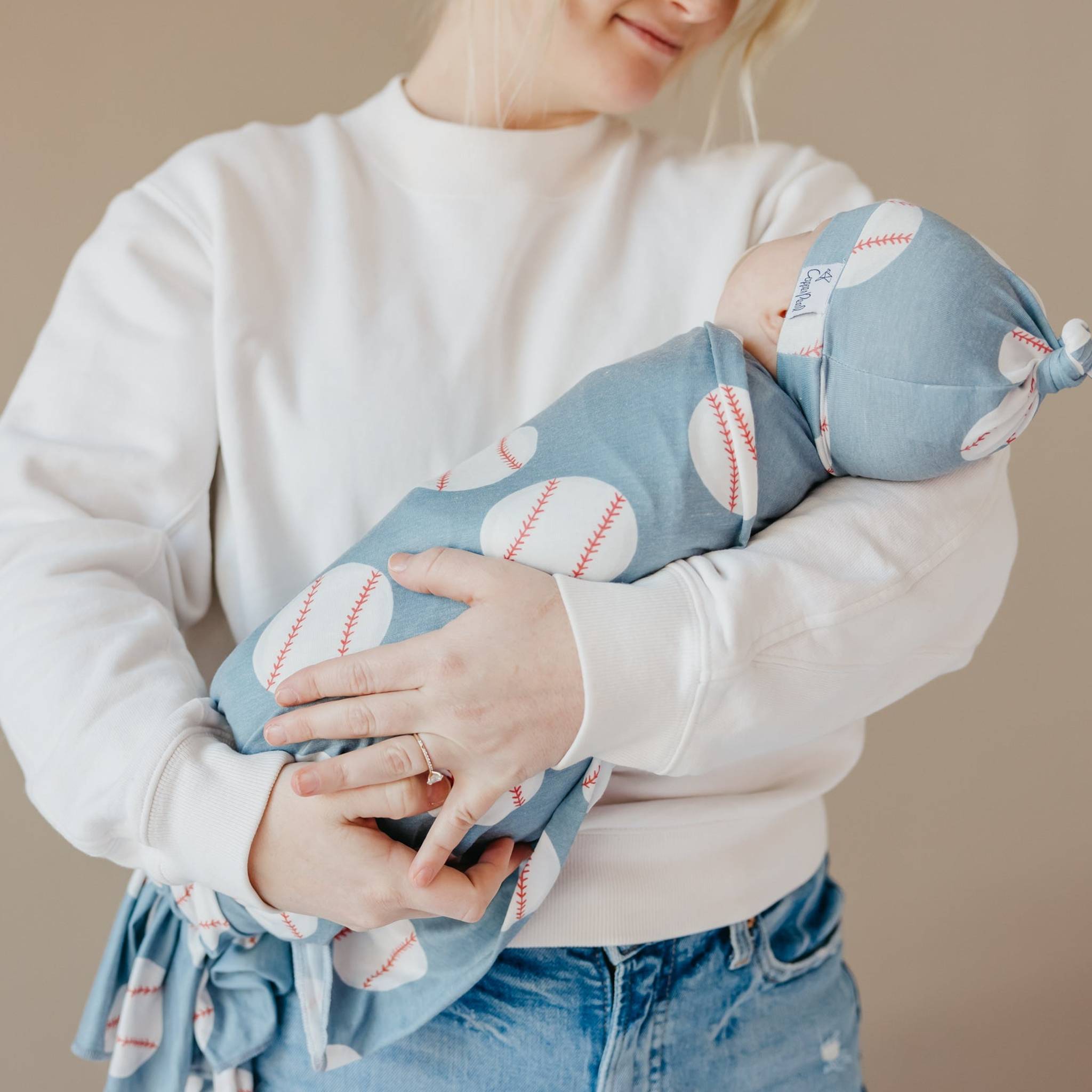 Soft Knit Swaddle Blanket for Babies - Breathable & Cozy Baby Wrap Blanket - Perfect for Newborns, Infants & Toddlers - Ideal for Swaddling, Nursing & Sleeping