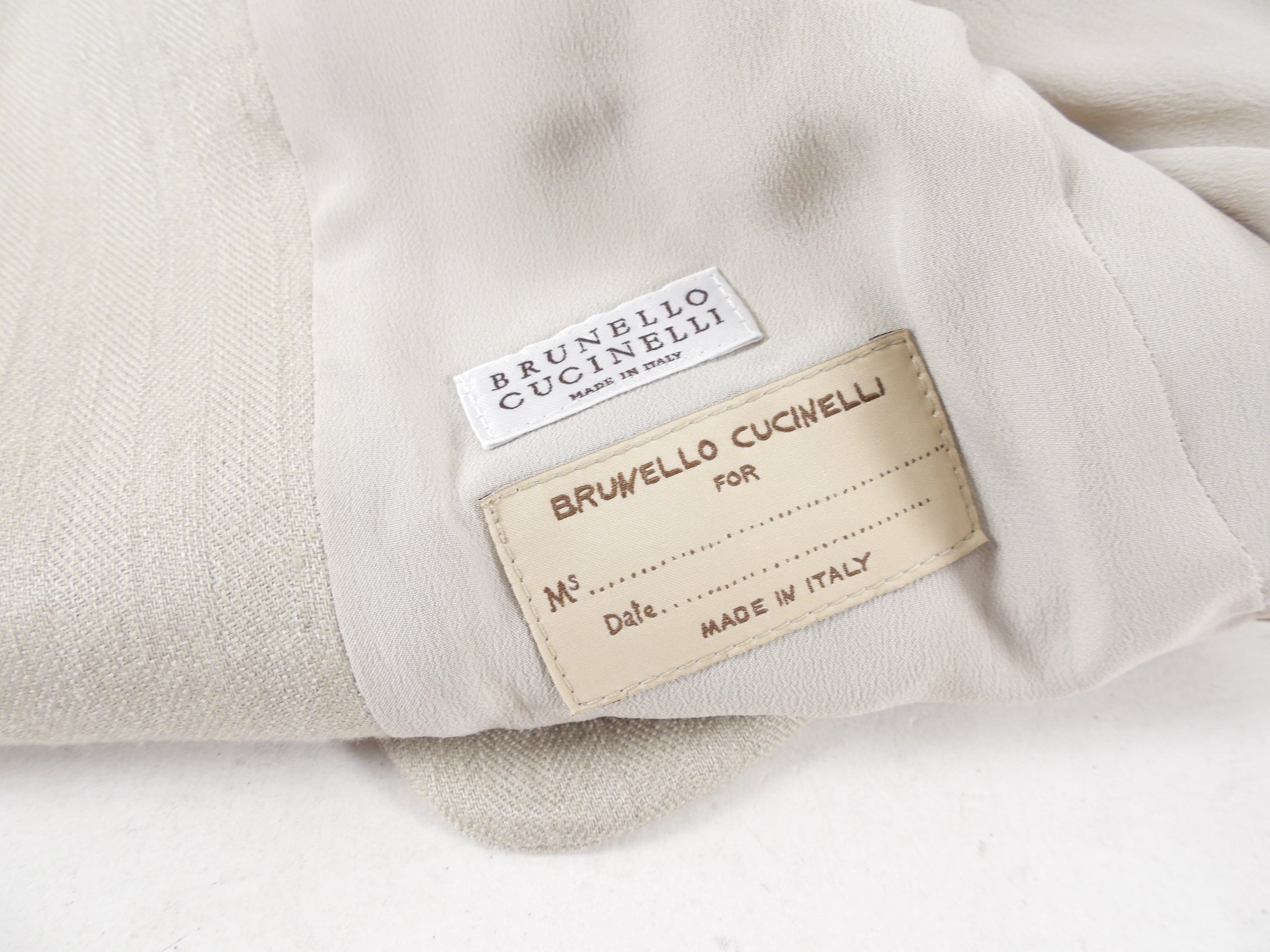 Brunello Cucinelli Natural Linen Pants Suit for Women - Comfortable Summer Business Casual Outfit - Perfect for Office Wear, Travel & Special Occasions