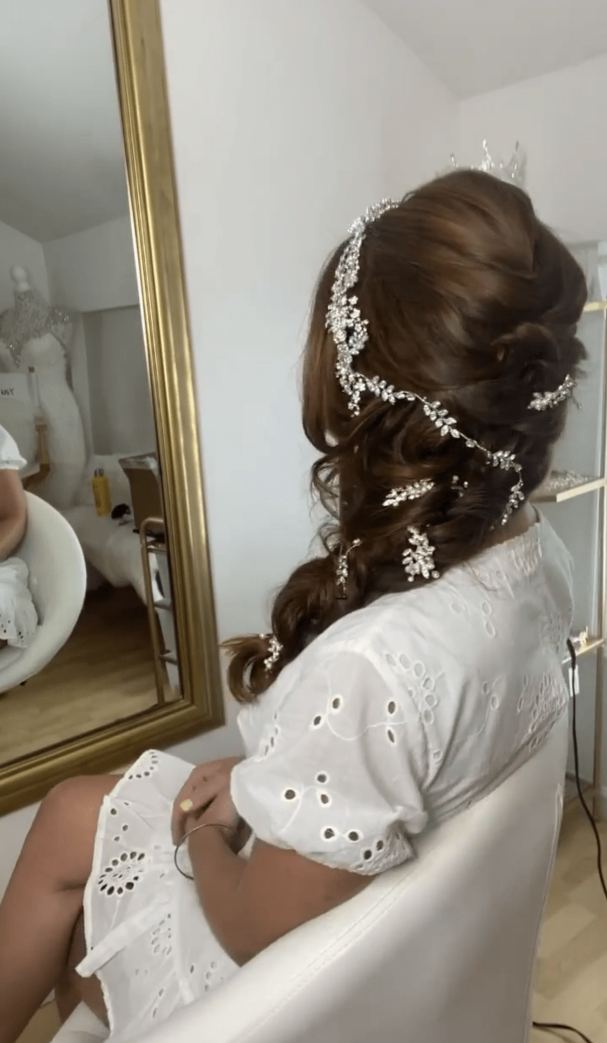 ELISABETTA Simulated Diamond Bridal Headpiece - Elegant Wedding Hair Accessory for Brides, Bridesmaids & Prom | Perfect for Weddings, Formal Events & Special Occasions