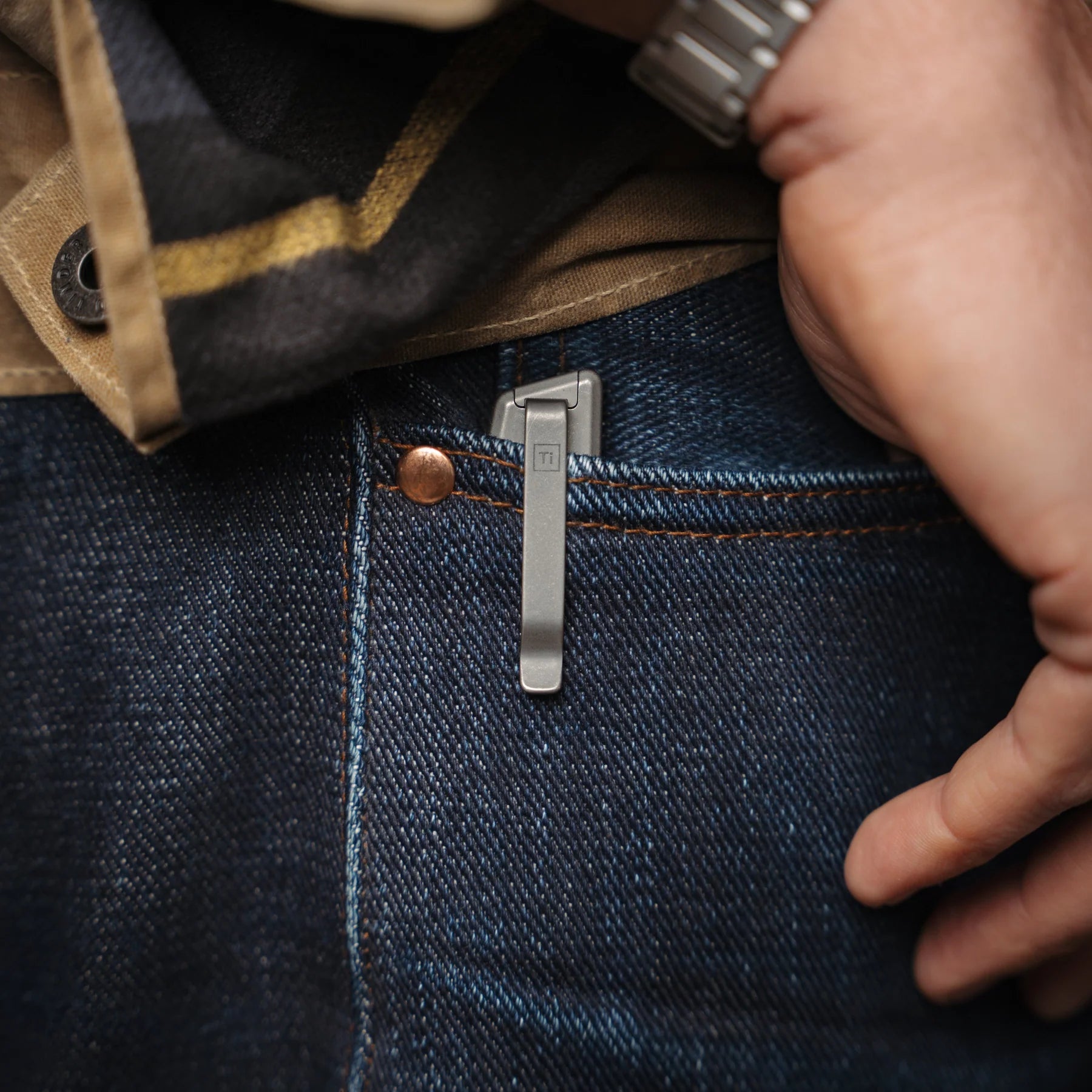 Big I Design The Overlook Australia - Premium Titanium Pen with Bolt Action for EDC, Writing & Outdoor Adventures (Perfect for Office, Travel & Camping)