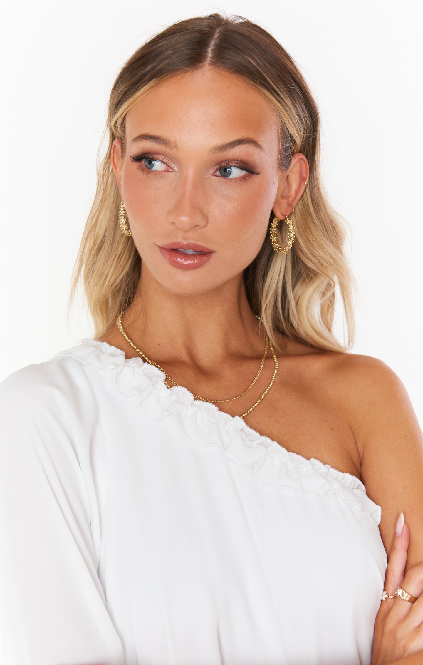 LUV AJ Daisy Chain Hoop Earrings for Women - 14K Gold Plated Dainty Hoops, Minimalist Jewelry Gift for Her | Perfect for Everyday Wear, Date Night & Special Occasions