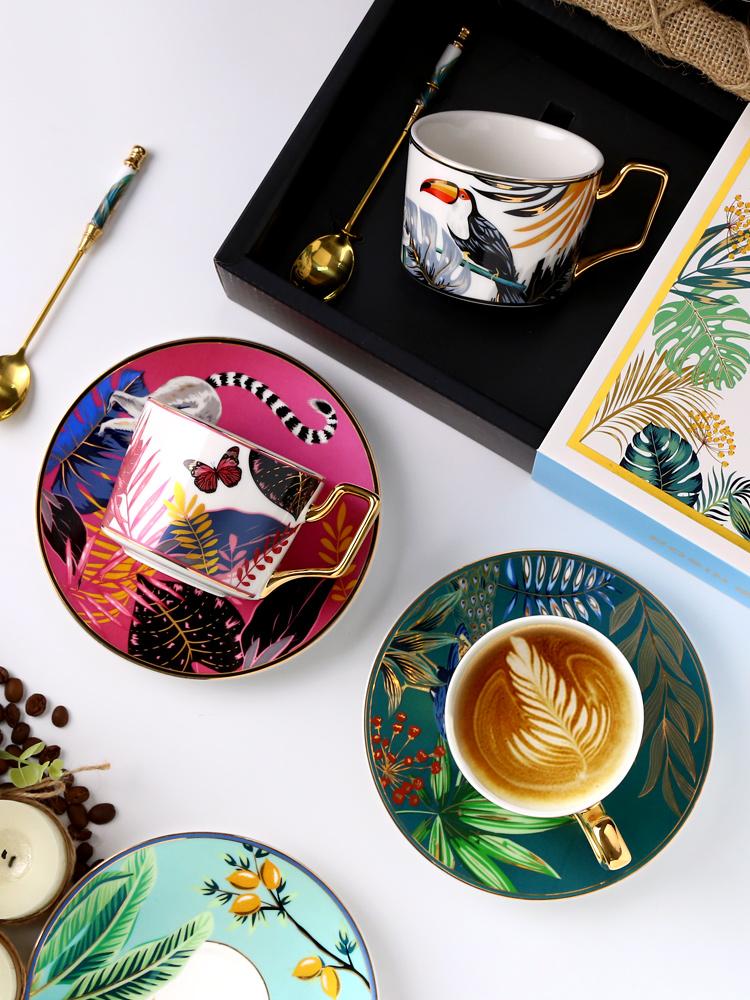 Premium Porcelain Coffee Cups with Gold Trim - Elegant Tea Cups and Saucers Set in Jungle Animal Design, Includes Gift Box for Perfect Gifting - Ideal for Home, Office, and Cafe Use
