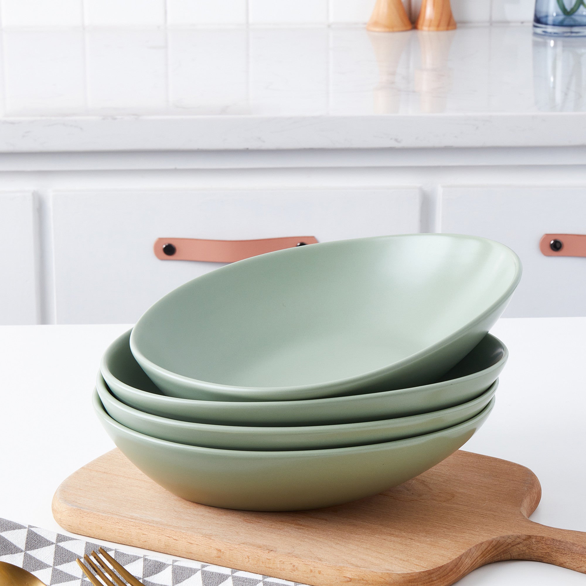Delilah Porcelain Pasta Bowl Set of 6 - Elegant Dinnerware for Italian Cuisine, Family Gatherings & Restaurant Style Dining