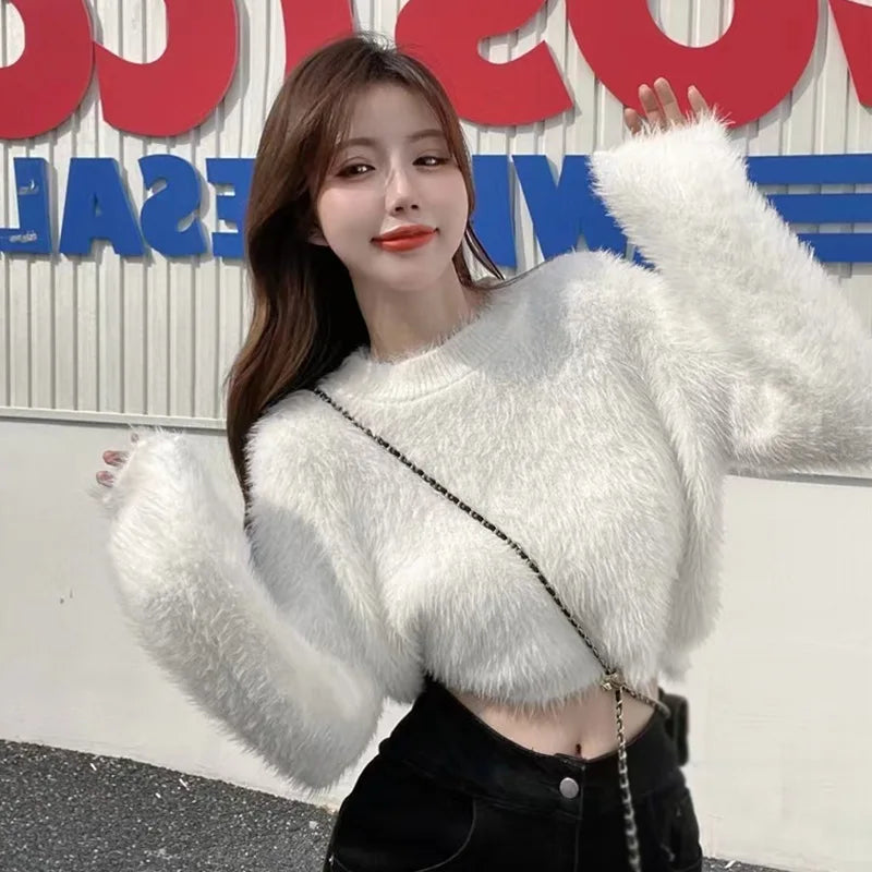 Women's Round Neck Long Sleeve Knitted Velvet Sweater - Soft Winter Pullover for Casual Outfits & Office Wear