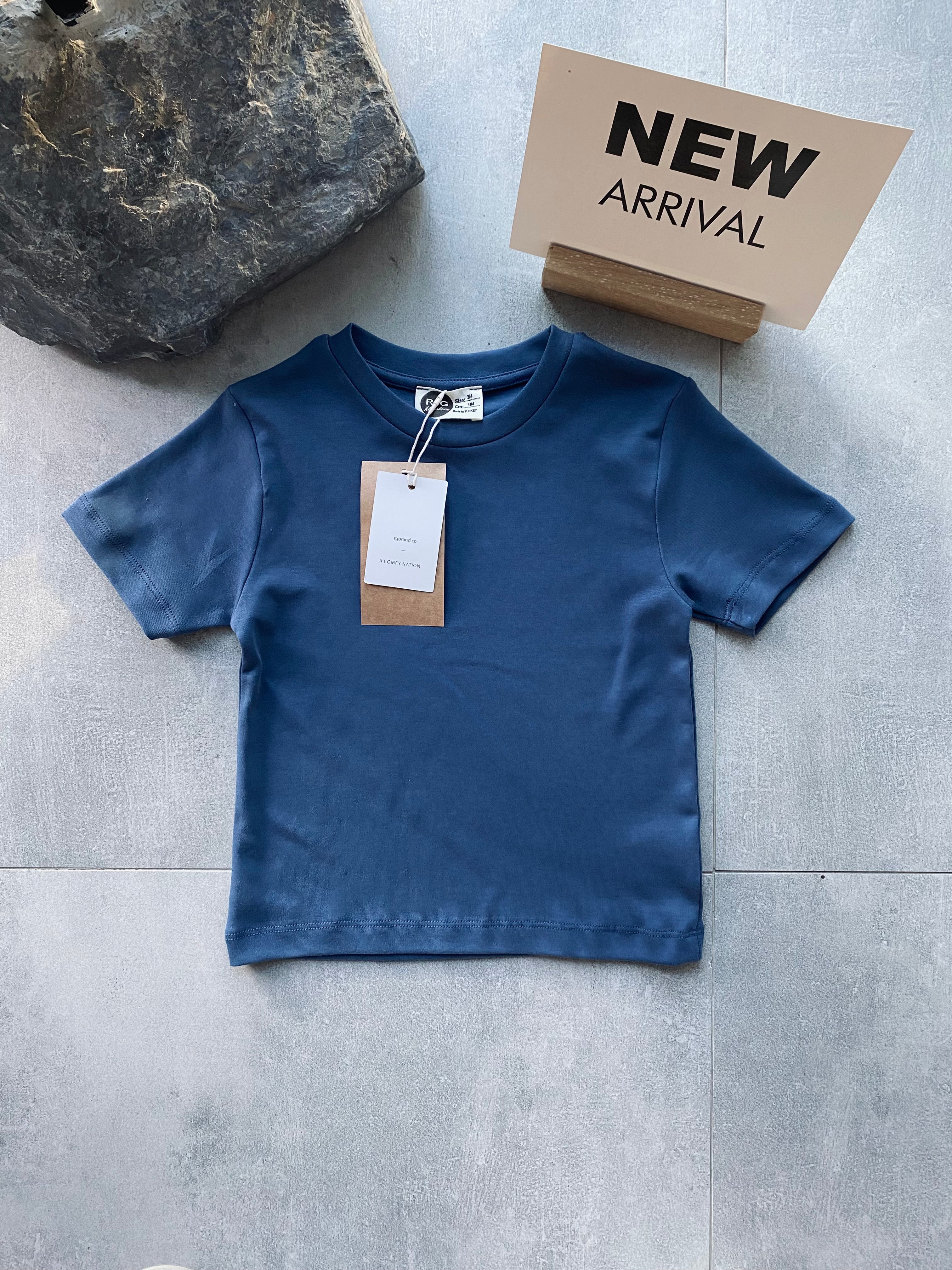 100% Cotton Basic Kids T-Shirt | Soft & Breathable Summer Tee for Boys & Girls | Perfect for Playdates, School & Outdoor Activities
