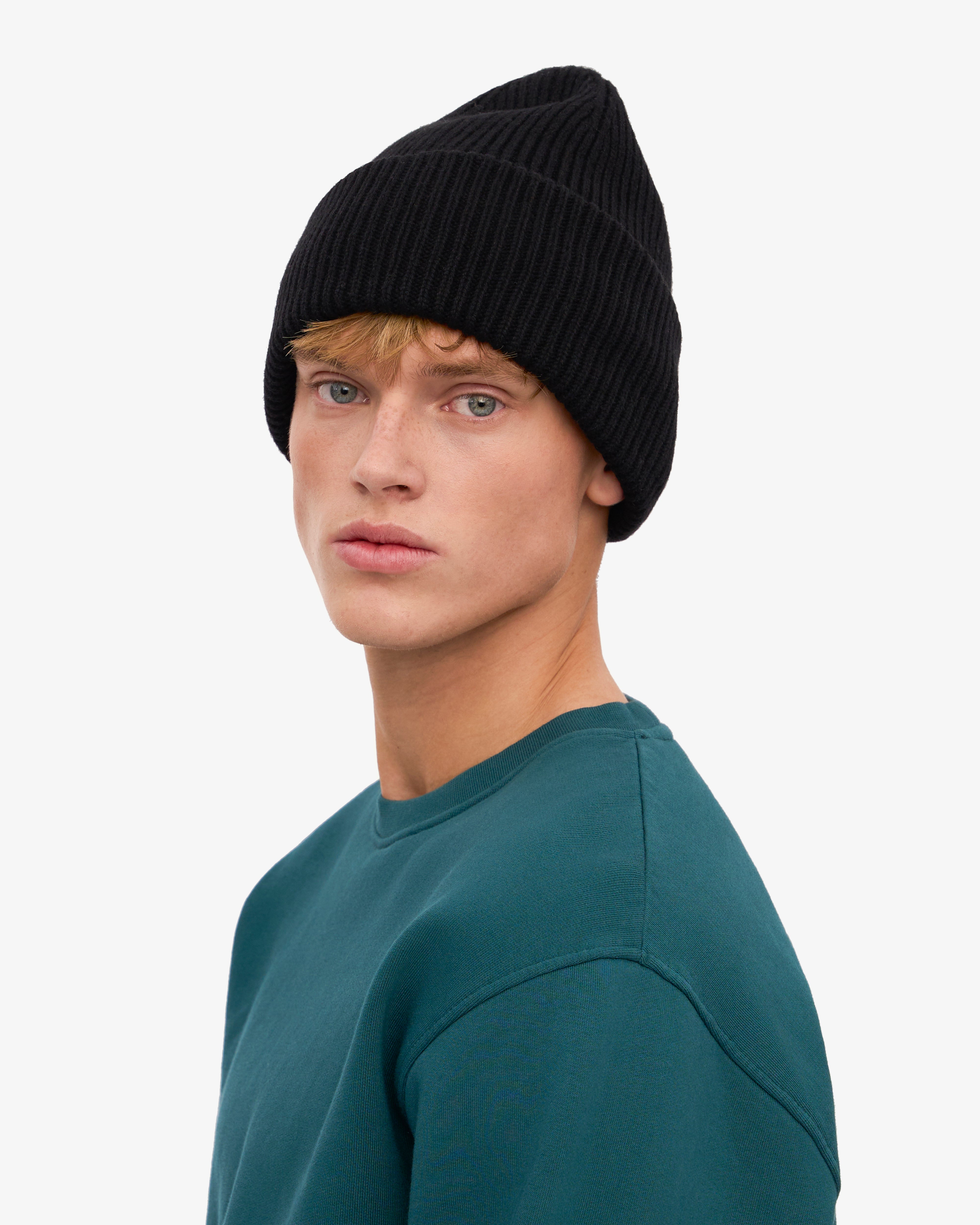 Premium Merino Wool Beanie - Soft & Warm Winter Hat for Men & Women - Deep Black - Perfect for Skiing, Hiking & Outdoor Activities