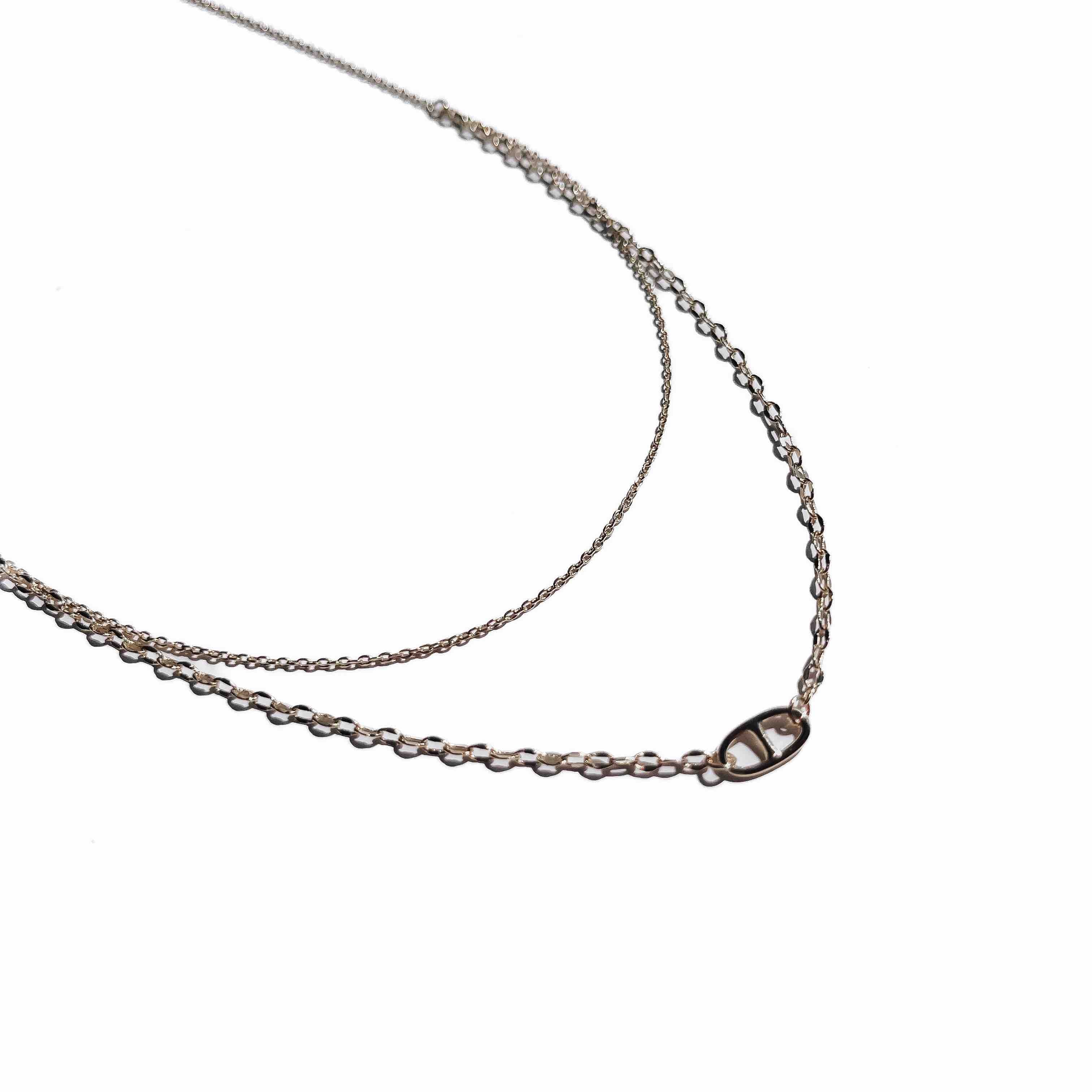 Parker Oval Pendant Layered Necklace for Women - Elegant Gold & Silver Layered Chain Necklace with Oval Charm - Perfect for Everyday Wear, Date Night & Special Occasions