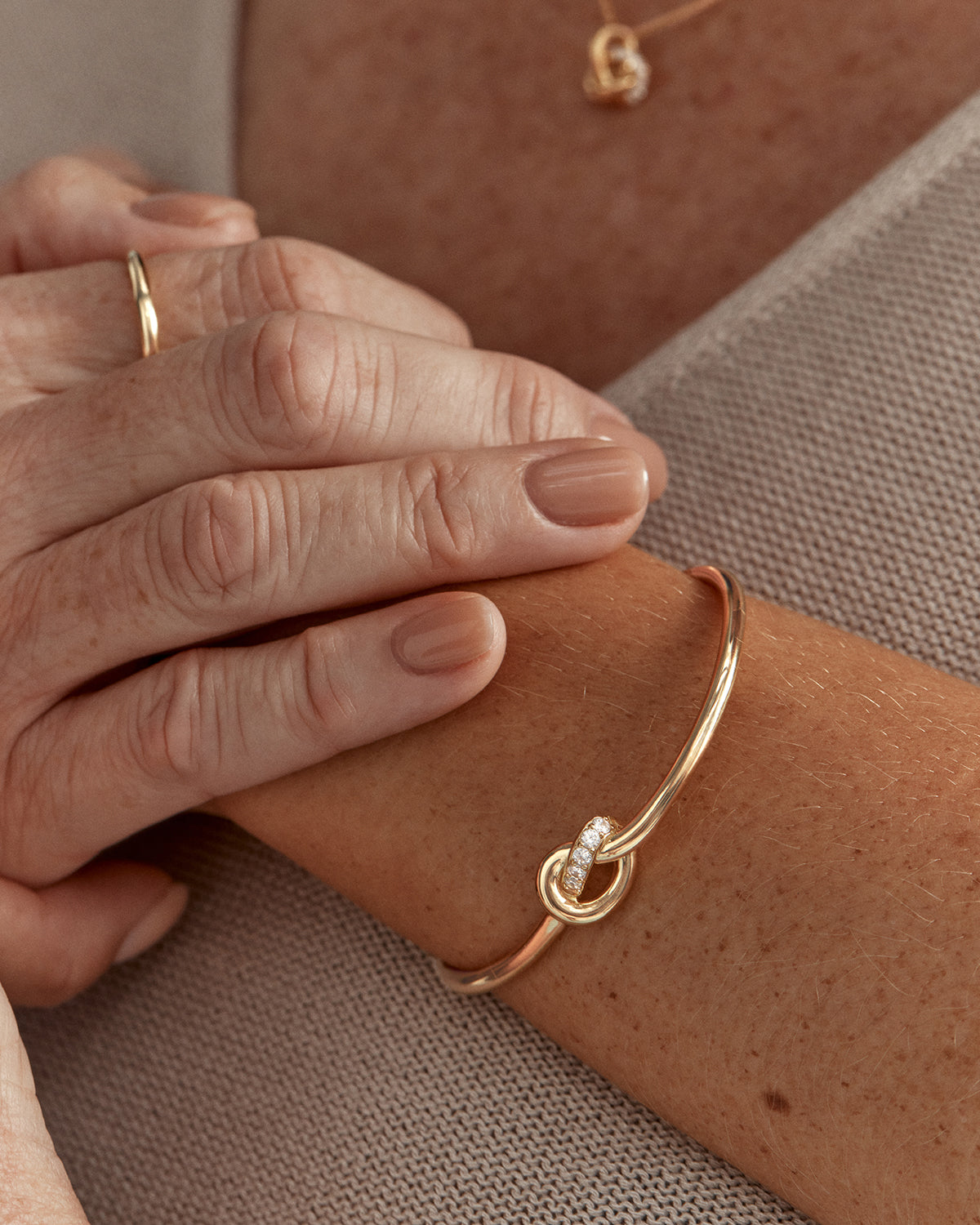 18K Gold Vermeil Love Knot Cuff Bracelet with Lab-Grown Diamonds - Elegant Gift for Anniversary, Valentine's Day & Special Occasions