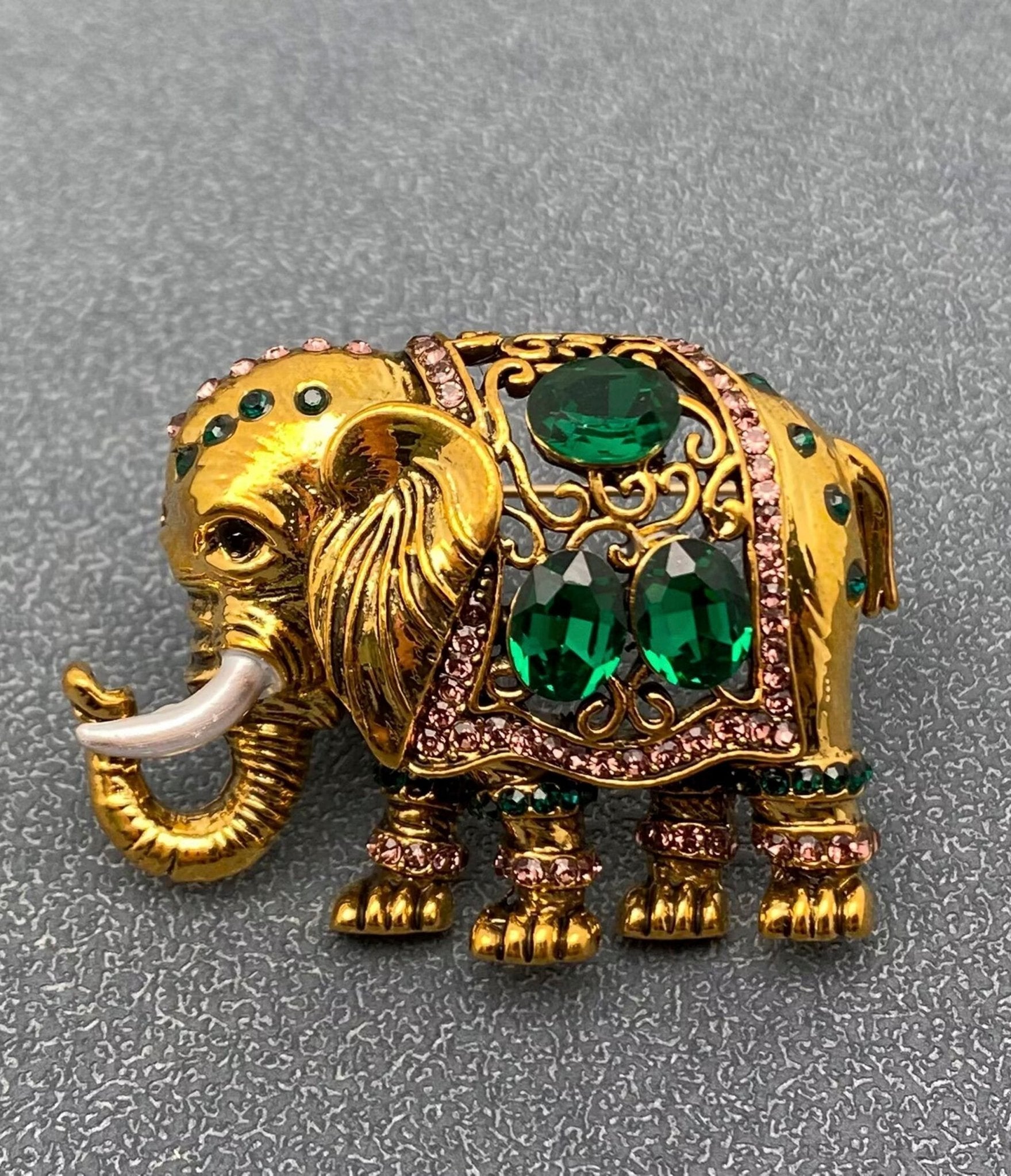 Elegant Gold & Green Thai Elephant Brooch Pin - Handmade Jewelry for Women, Gift for Elephant Lovers, Perfect for Weddings, Parties & Special Occasions