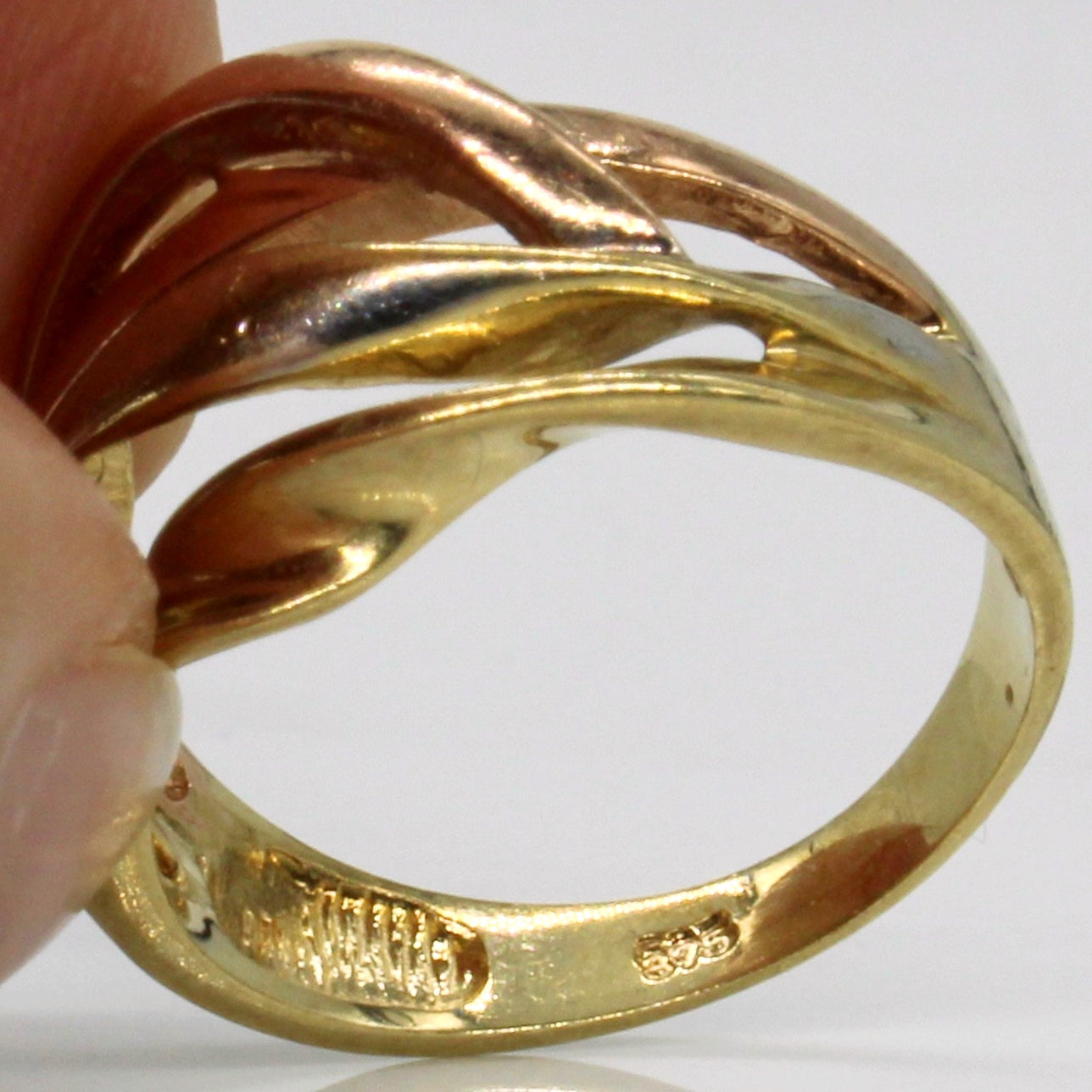 9K Tri-Tone Gold Ring for Women - Size 7 | Elegant Stackable Band for Everyday Wear, Anniversary & Gift Giving