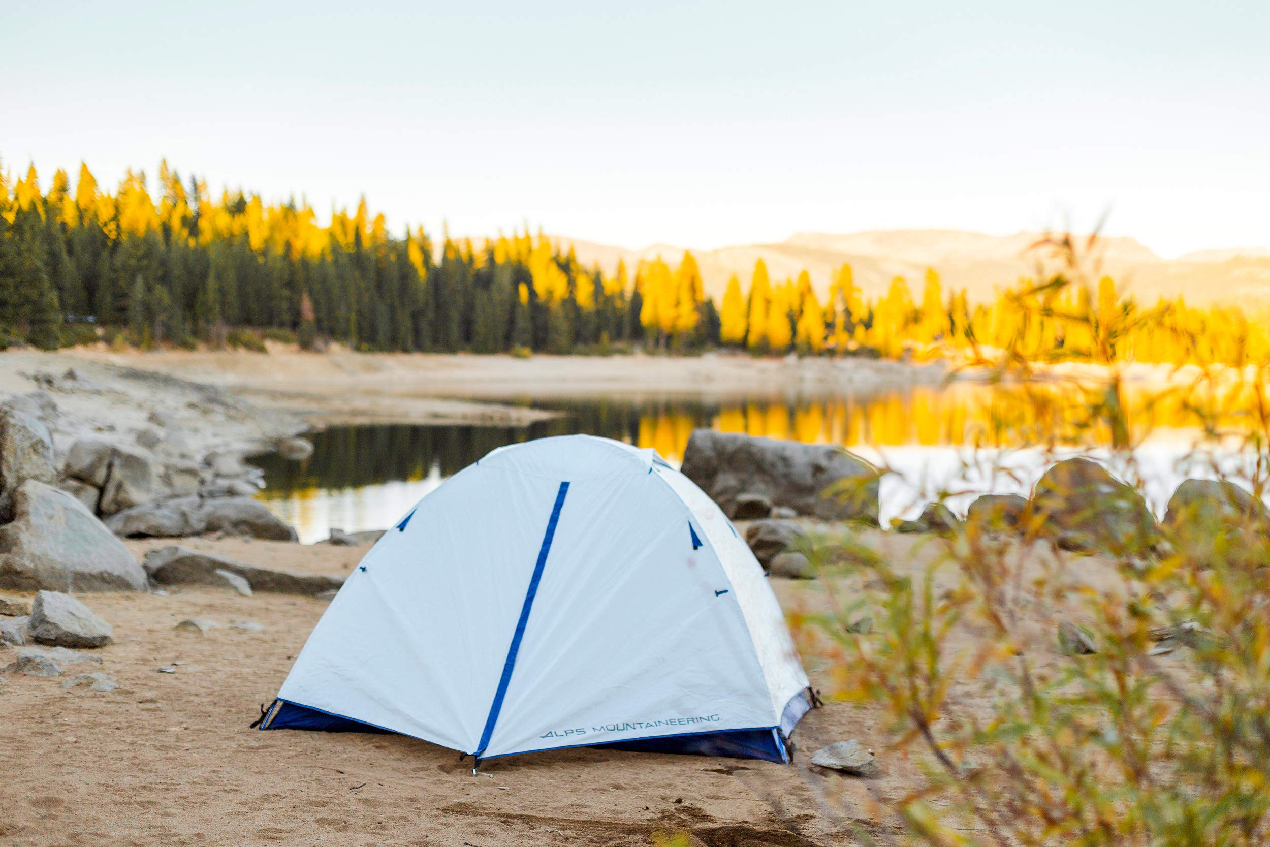 ALPS Mountaineering Lynx 4-Person Tent - Lightweight Backpacking Tent for Camping, Hiking & Outdoor Adventures - Waterproof 4-Season Shelter for Family Camping Trips