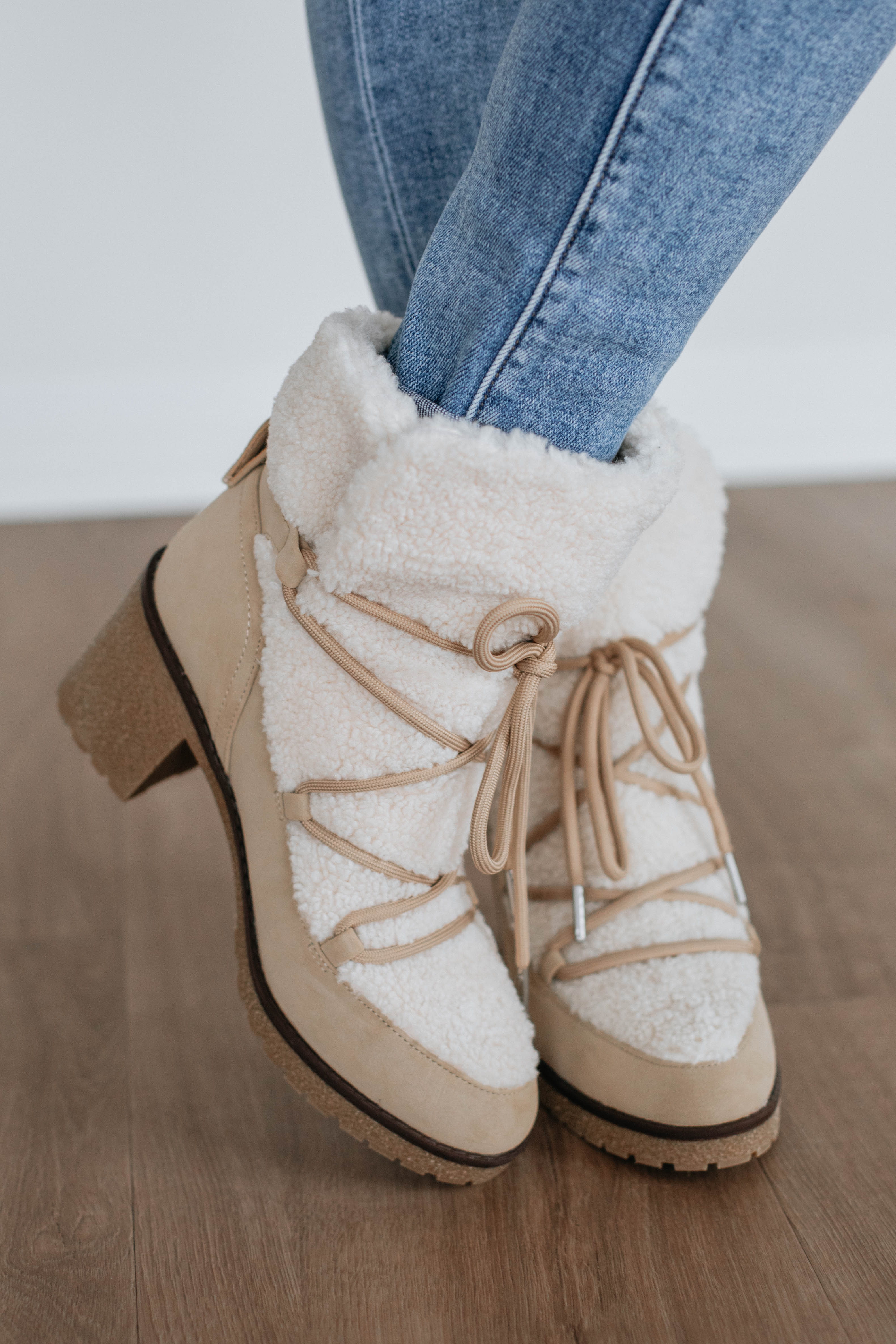 Warm & Stylish Taupe Winter Boots for Women - Perfect for Snowy Days & Outdoor Adventures