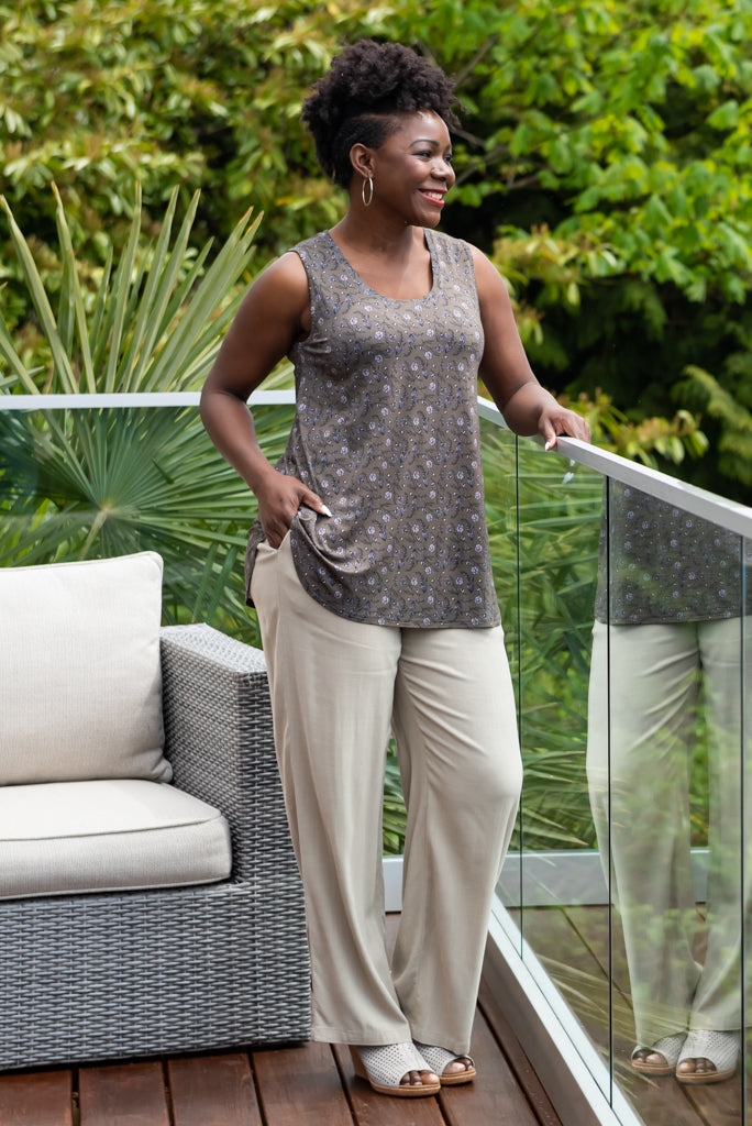 Jazz Tank Top with Daffodil Print & Bamboo Fabric - Women's Casual Summer Blouse for Music Festivals & Beach Outings