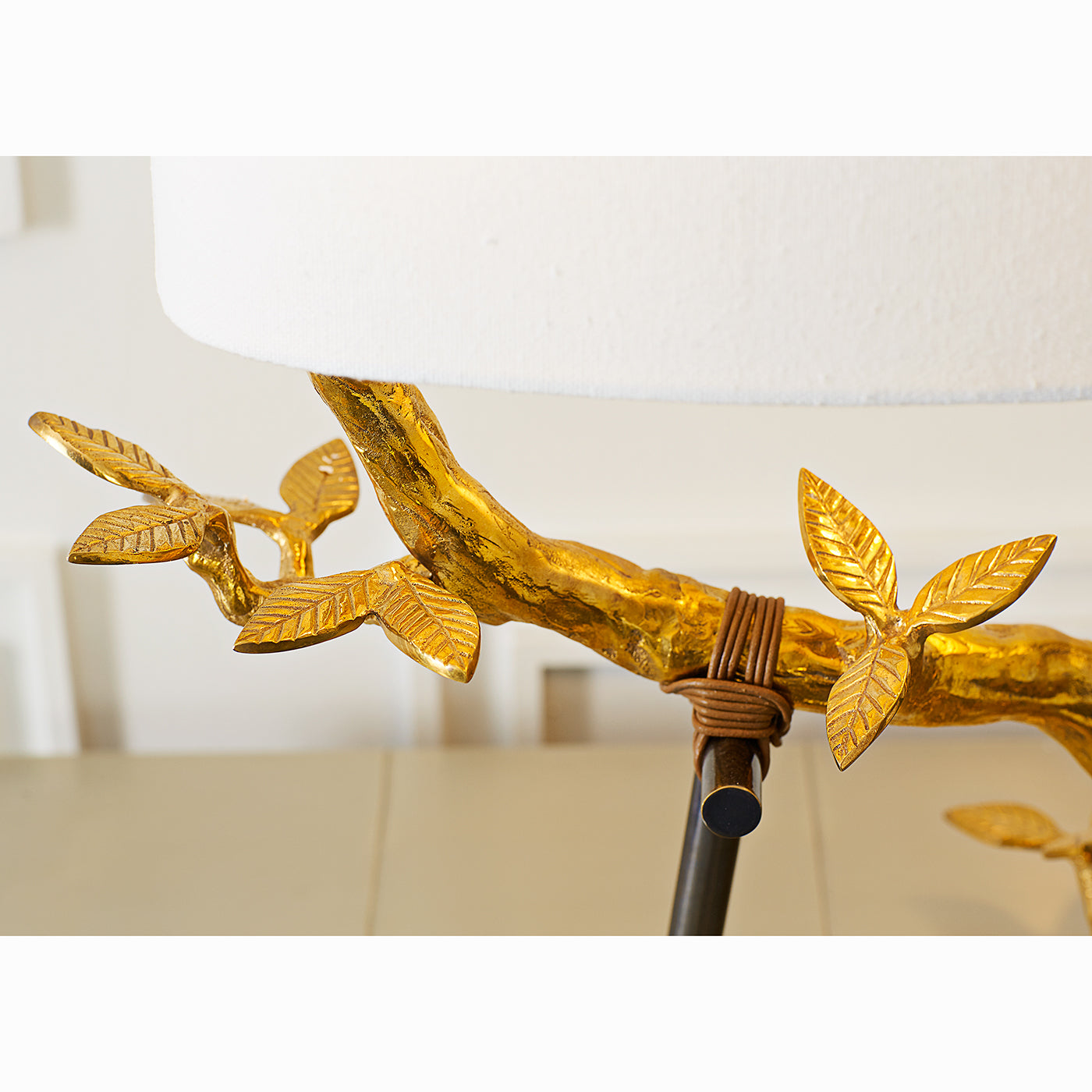 Kyoto Table Lamp - Modern Japanese Style LED Desk Light for Bedroom, Living Room & Office - Perfect for Reading, Working & Relaxing