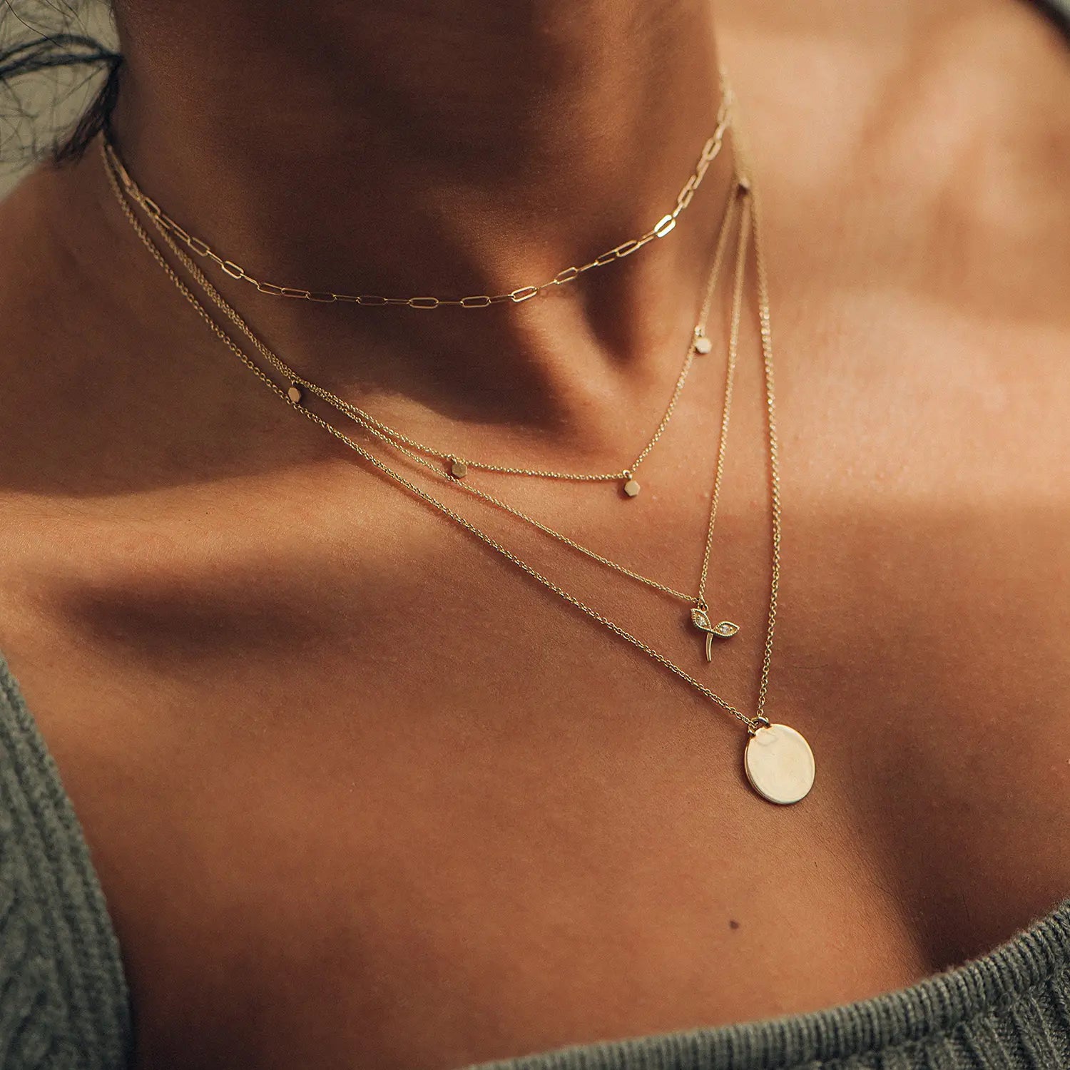 14K Yellow Gold Engravable Larger Imprint Forest Necklace - Perfect for Nature Lovers, Personalized Gifts & Special Occasions