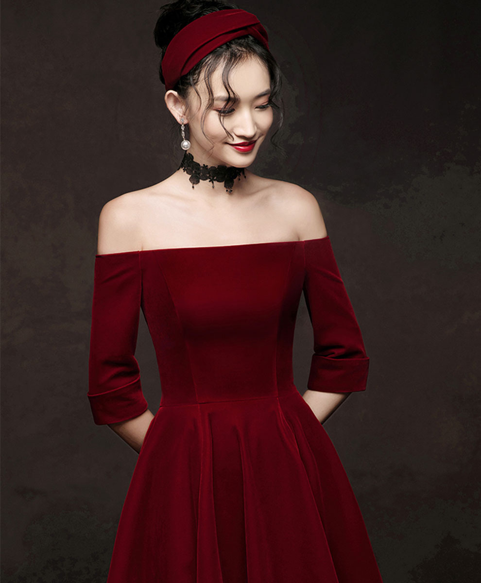Elegant Velvet Burgundy Short Prom Dress | Homecoming Party Dress for Teens | Perfect for Dances, Formals & Special Occasions