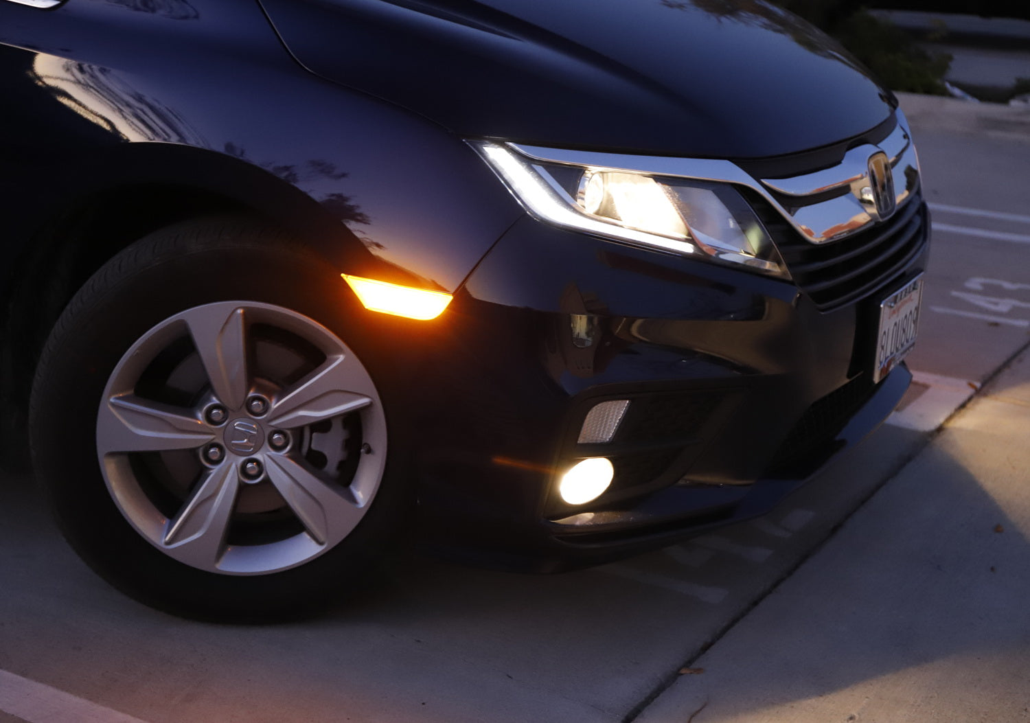 2018-2023 Honda Odyssey Clear Lens Amber LED Bumper Side Marker Lights - Durable Replacement for Enhanced Visibility & Safety - Perfect for Night Driving, Off-Roading & Custom Car Modifications