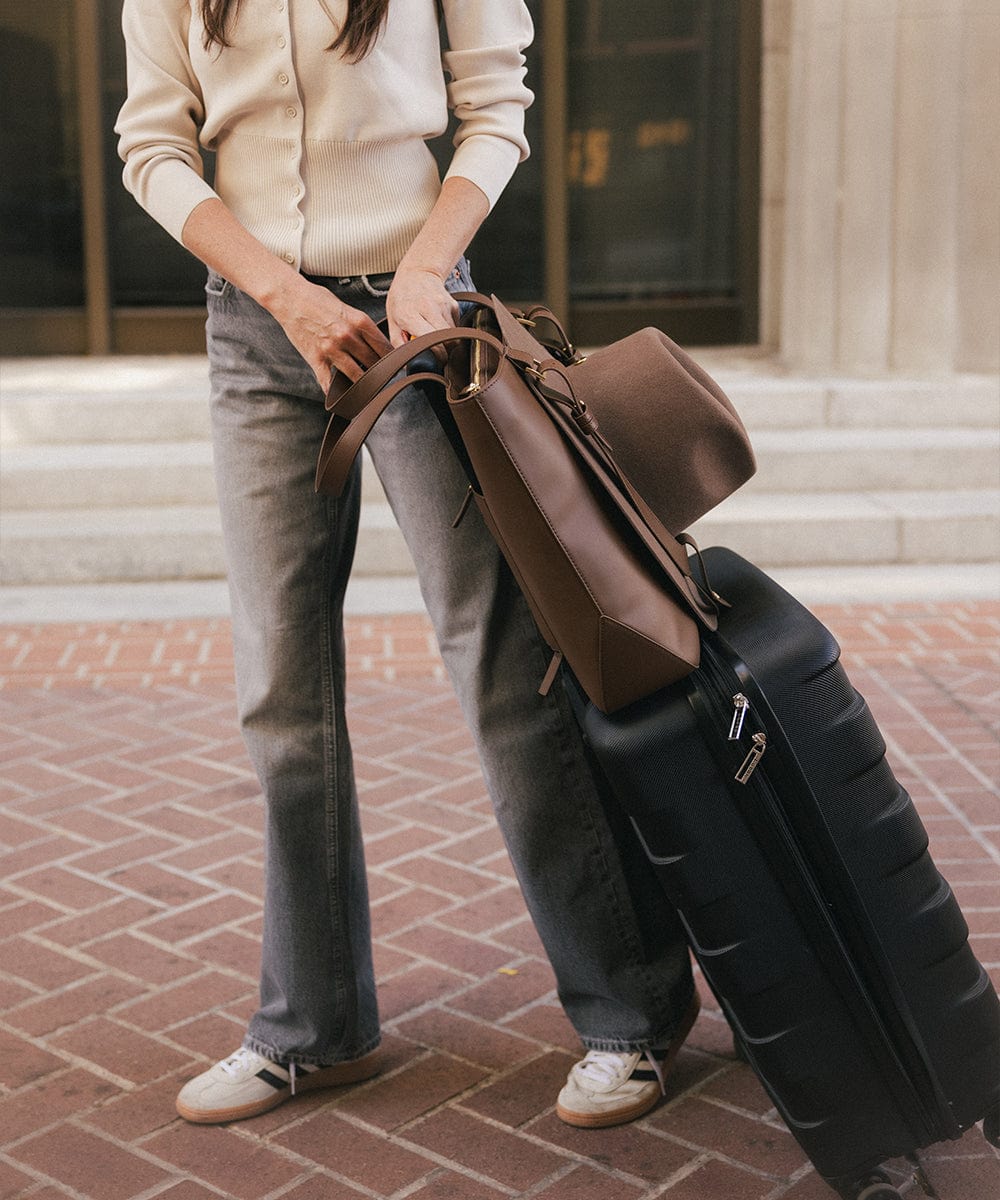 Hayes Hat Carrying Tote Bag - Premium Baseball Cap Organizer for Men & Women - Durable Travel Hat Storage Case for Golf, Hats, Caps - Perfect for Travel, Sports, and Daily Use