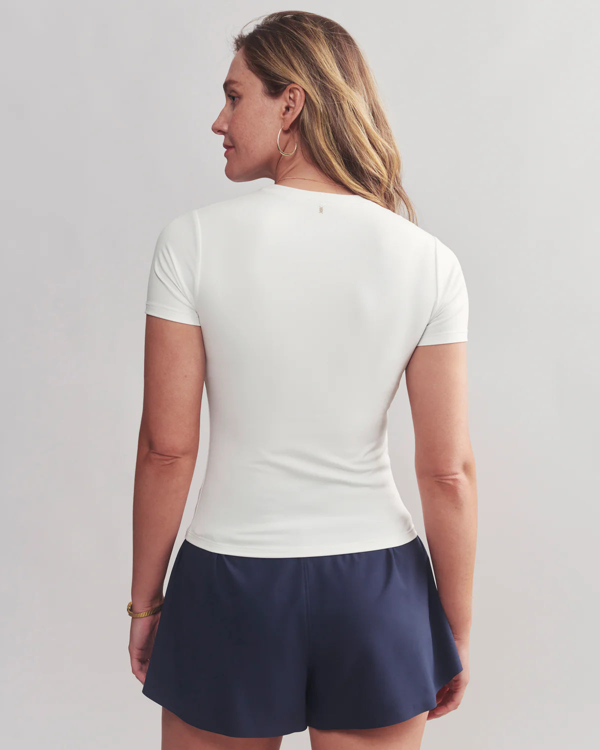 Rhone Women's Ultimate Layer T-Shirt - Soft Breathable Cotton Tee for Workouts & Casual Wear - Snow White - Perfect for Yoga, Running & Everyday Comfort