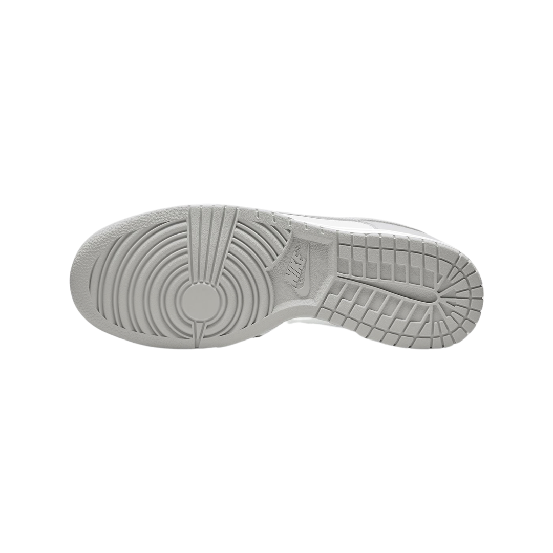 Nike Dunk Low Retro Men's Shoes - White Grey Fog Sneakers for Casual Wear, Street Style & Everyday Comfort