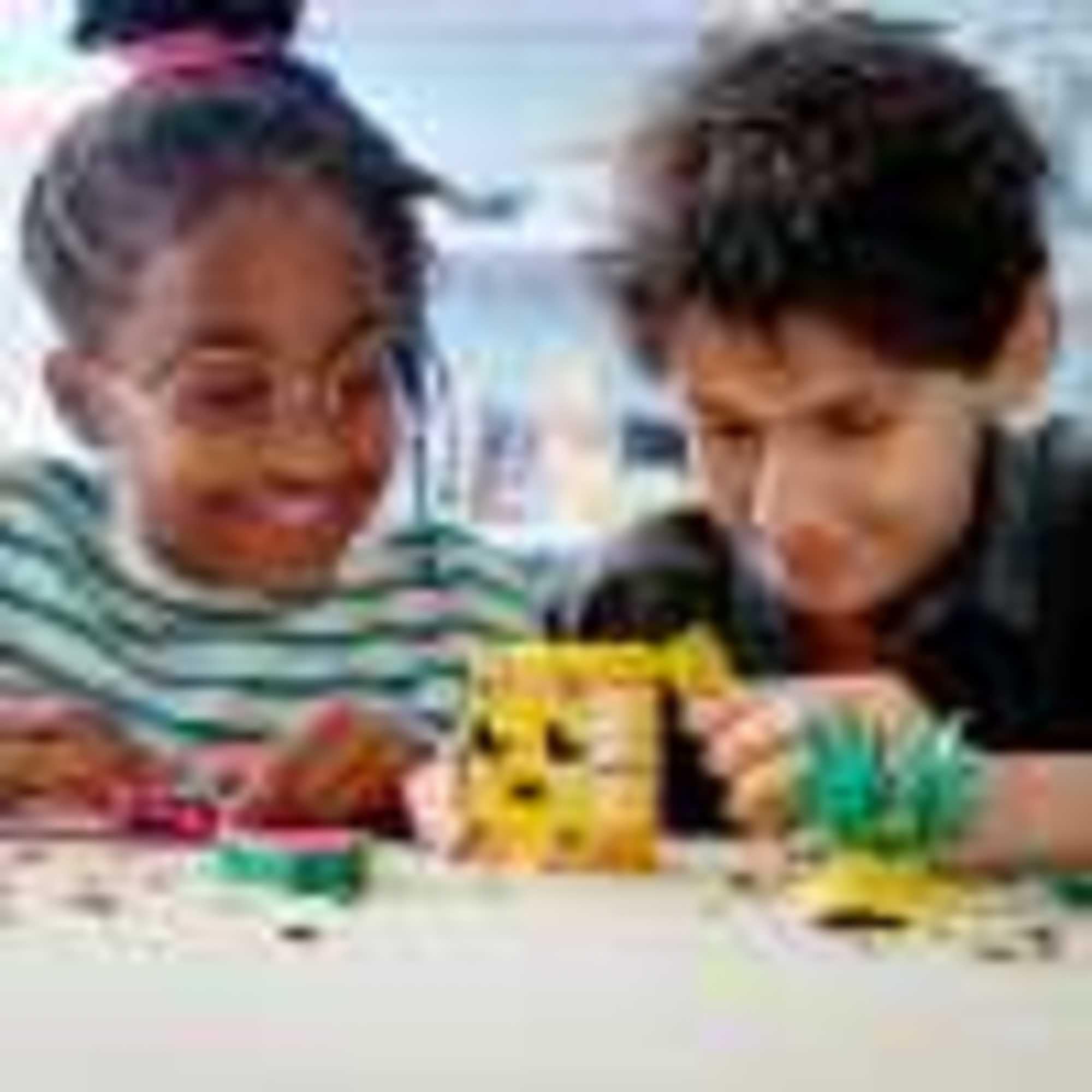 LEGO DOTS Pineapple Pencil Holder 41906 - 351 Piece DIY Craft Kit for Kids, Creative Arts & Crafts Project, Fun Holiday & Birthday Gift Idea - Perfect for Desk Organizer & Kids Room Decor