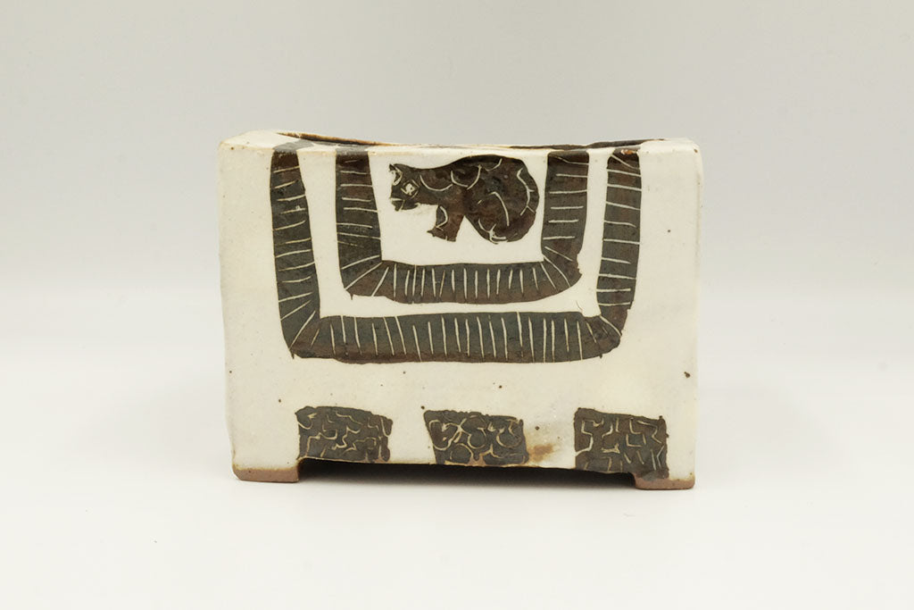 Kenichiro Inoue Handcrafted Ceramic Box Flower Vessel - Unique Home Decor for Centerpieces, Wedding Favors & Japanese Style Interior Design