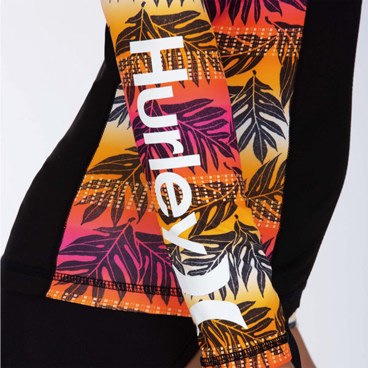 Hurley Sig Zane Rash Moorea FZ Long Sleeve Shirt - Hyper Pink | Surfing, Beachwear & Casual Street Style