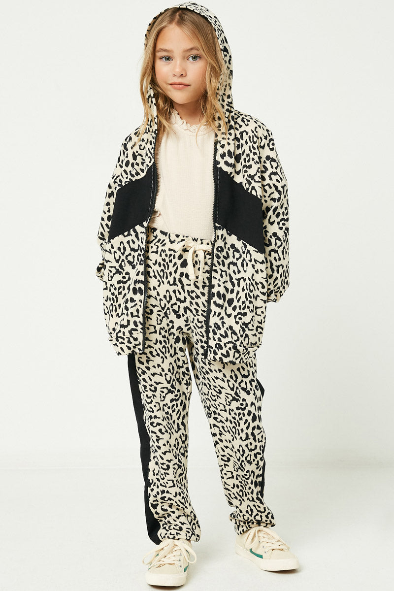 Leopard Print Contrast Panel Hoodie for Women - Stylish Pullover Sweatshirt for Casual Wear, Street Fashion & Loungewear