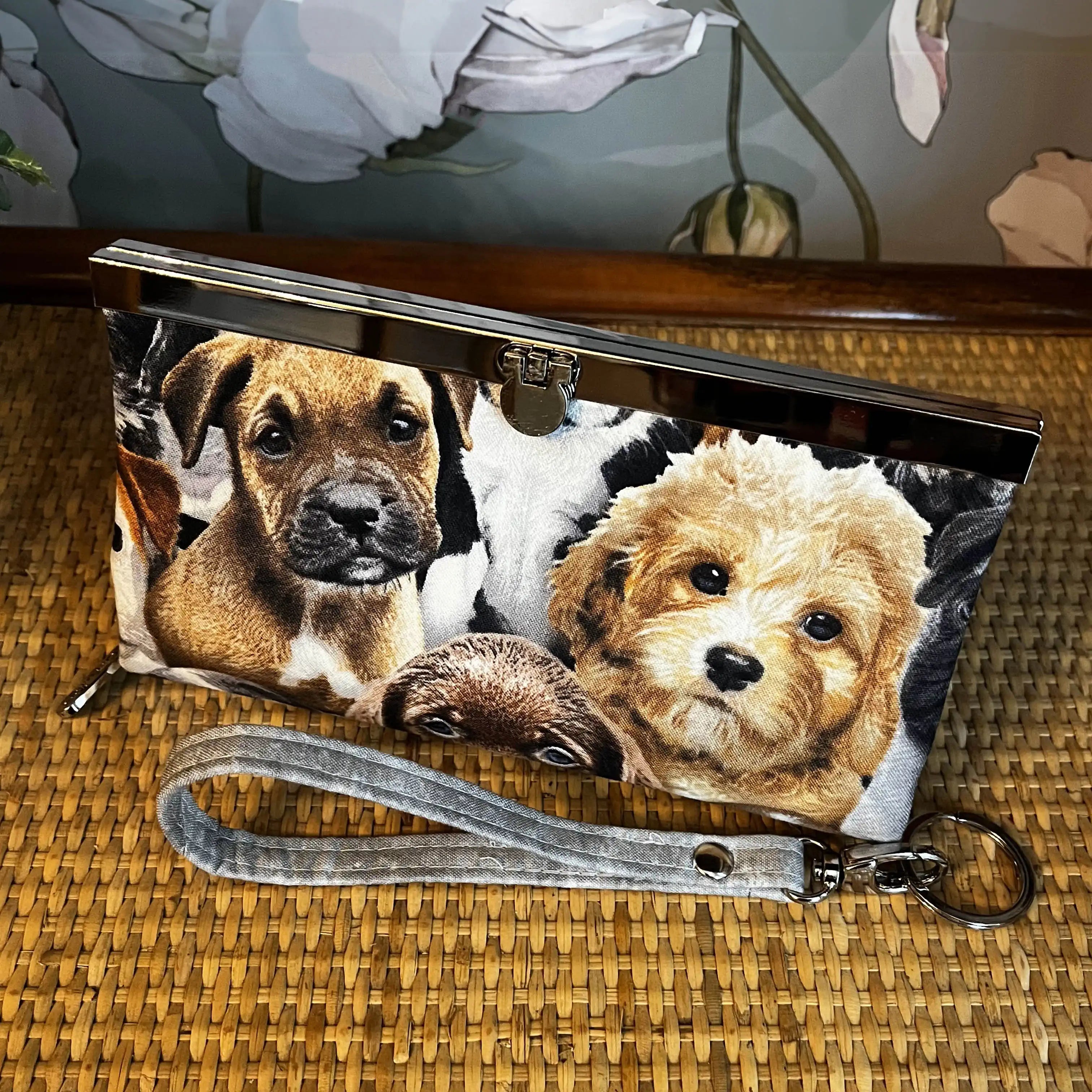 A Tale of Friendship and Style: The Adorable Puppies Collar