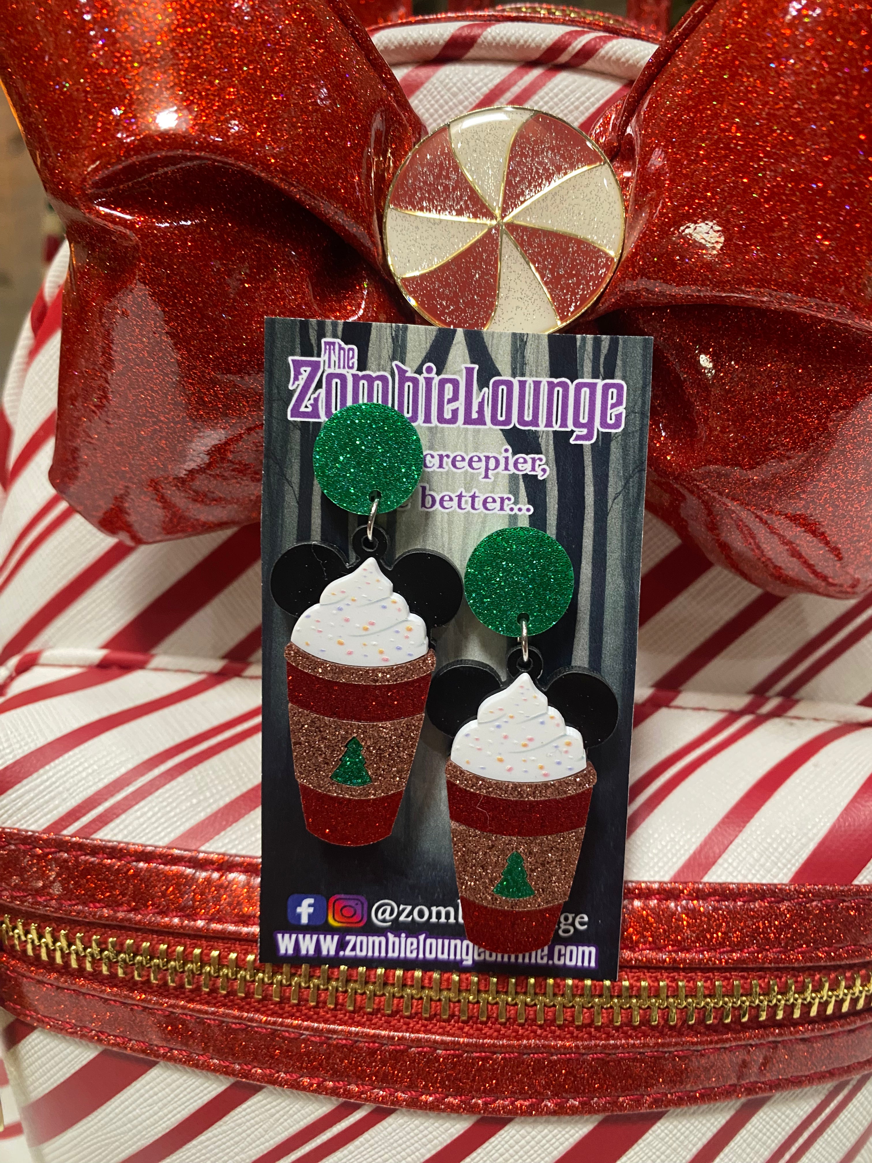 Festive Christmas Mouse Latte Earrings - Cute Holiday Jewelry for Coffee Lovers, Perfect for Xmas Parties & Gift Giving