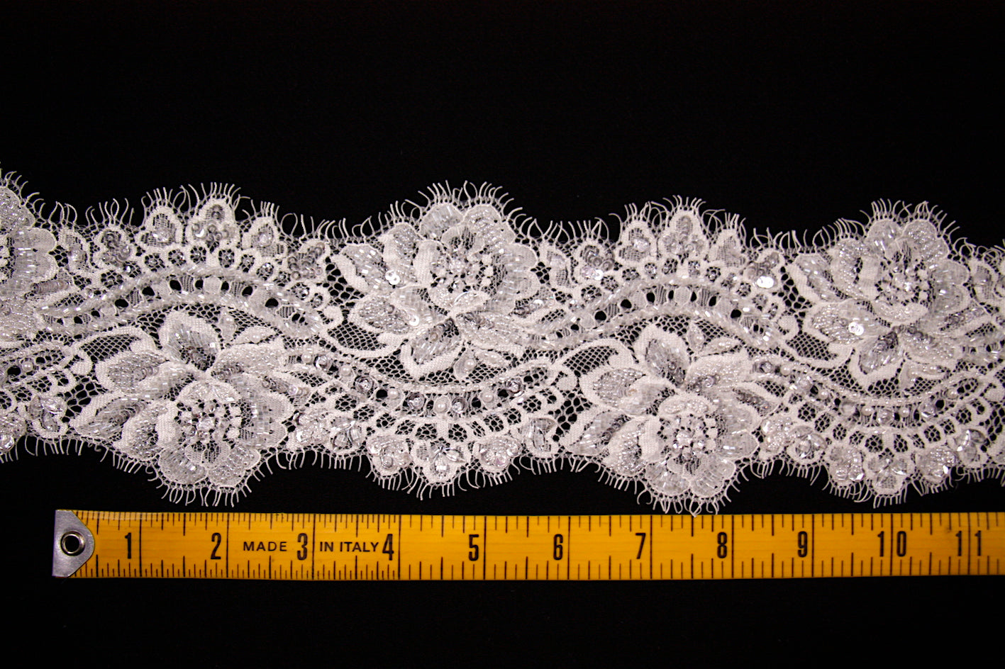 Chantell Natural Lace Trim - Elegant Lace Fabric for Wedding Dresses, Bridal Gowns & DIY Crafts - Perfect for Sewing, Costume Design & Home Decor Projects