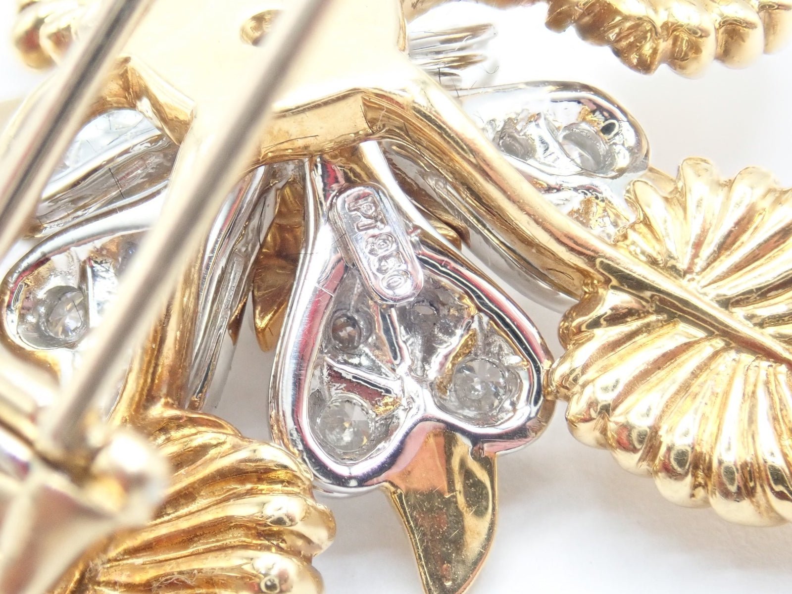 Tiffany & Co Schlumberger 18k Yellow Gold Platinum Diamond 5 Leaf Pin Brooch - Elegant Jewelry for Women, Luxury Gift for Anniversary & Special Occasions