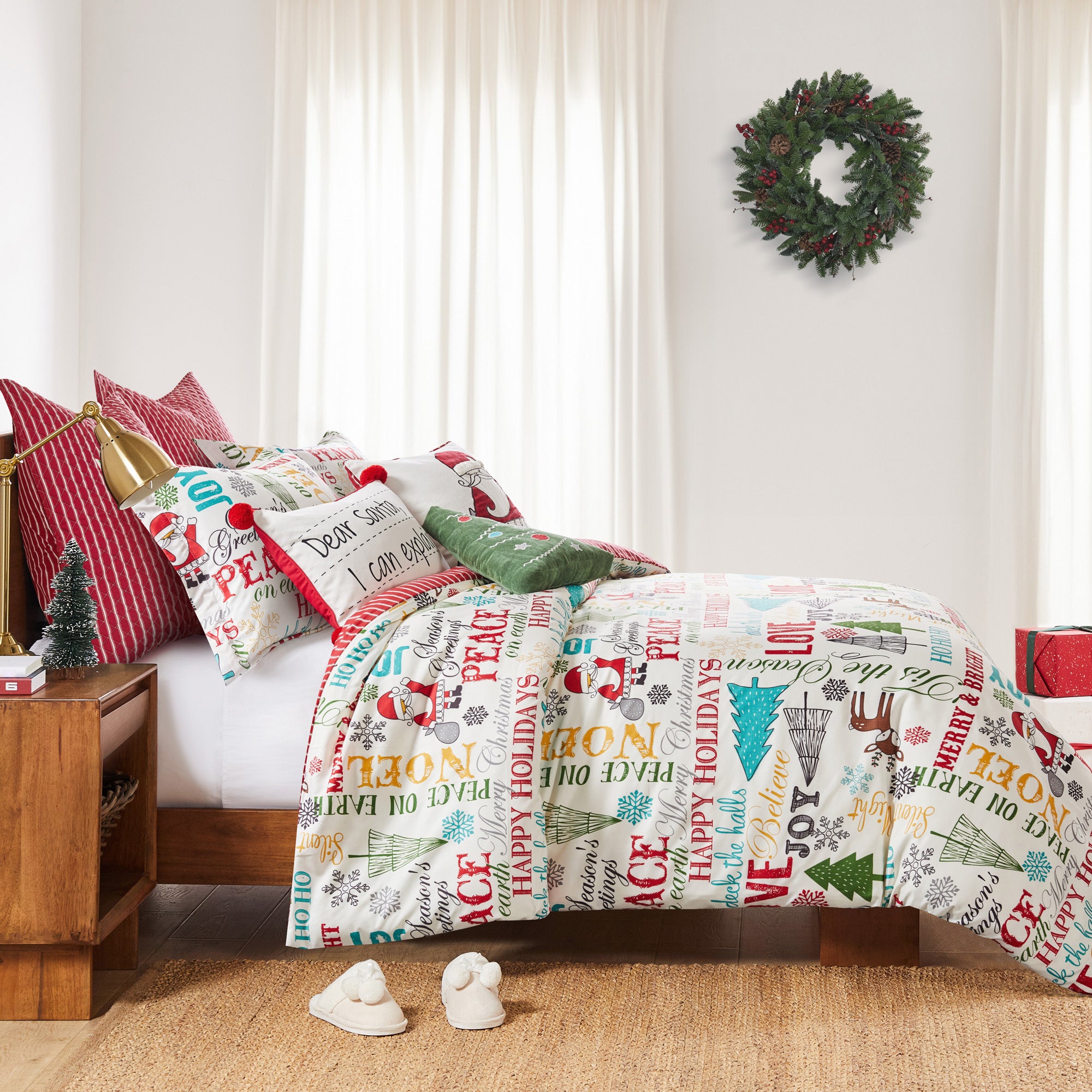 Santa Claus Lane Comforter Set - Christmas Themed Bedding Collection for Holiday Decor | Perfect for Festive Bedrooms, Guest Rooms & Seasonal Home Styling