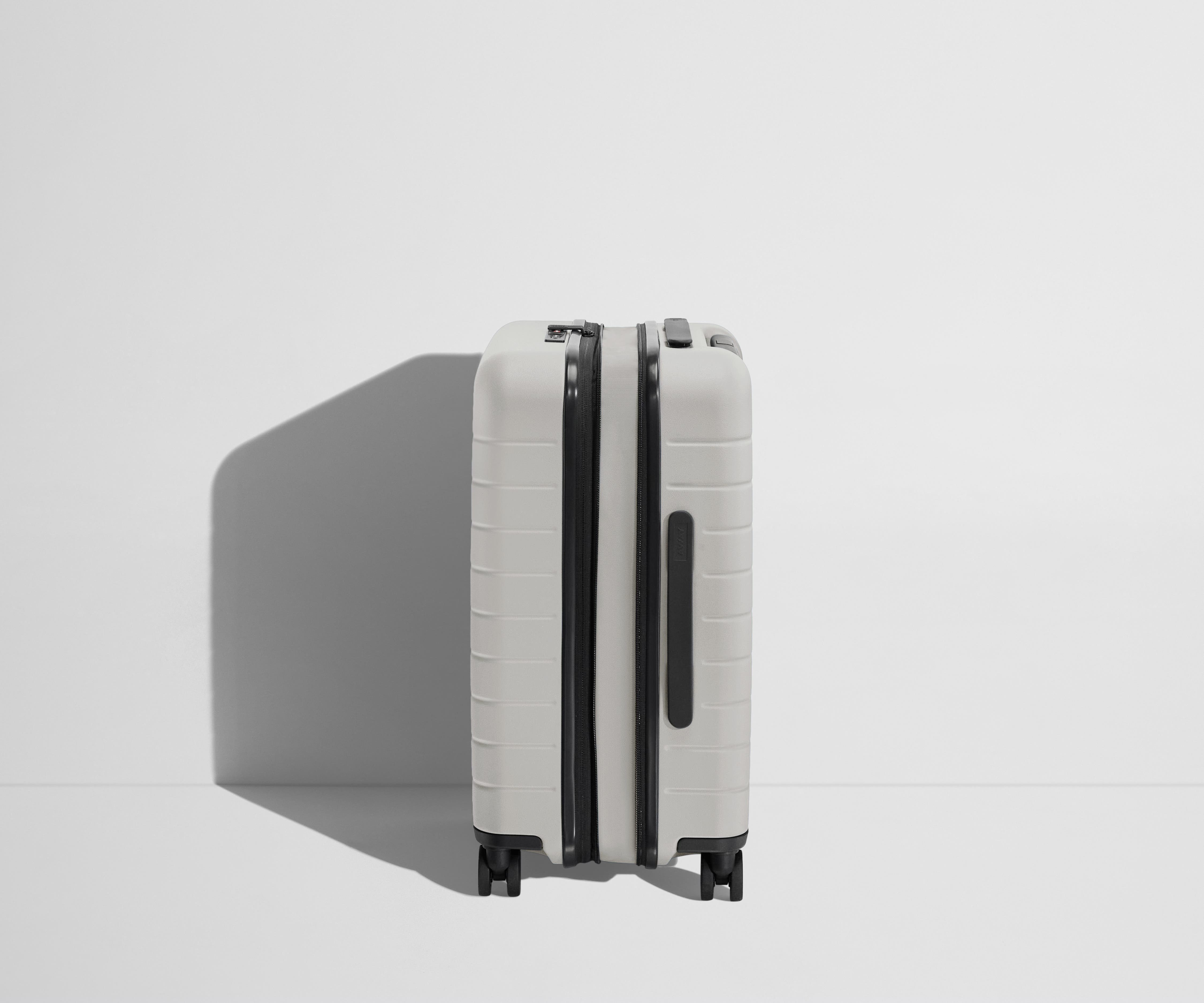 The Carry On Flex in Cloud Gray - Lightweight Expandable Luggage for Travel, Business & Weekend Getaways - Perfect for Airplane Overhead Bins & Road Trips