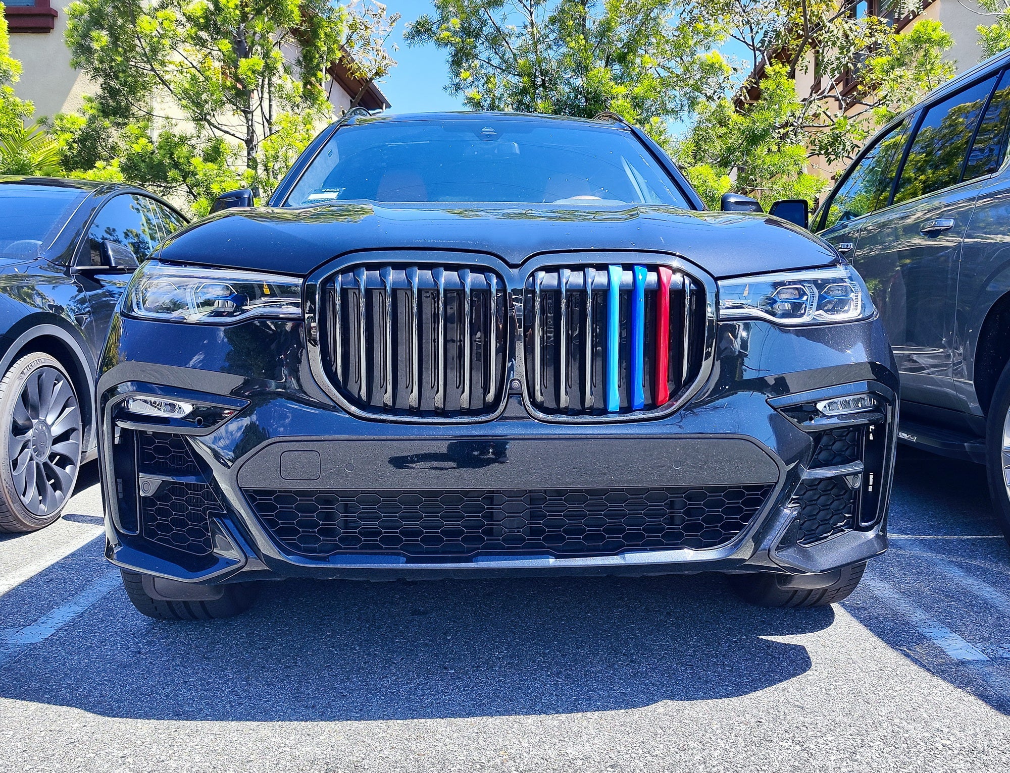 BMW G07 X7 M Color Grille Insert Trims for 2018-2021 Models with 7 Beam Kidney Grill - Upgrade Your Luxury SUV Style for Street & Show Car Events