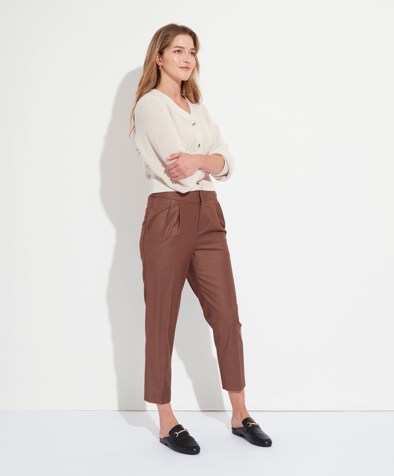 Elegant Pleated Trousers in Mocha Brown - Comfortable & Stylish Women's Pants for Office Wear & Casual Outfits