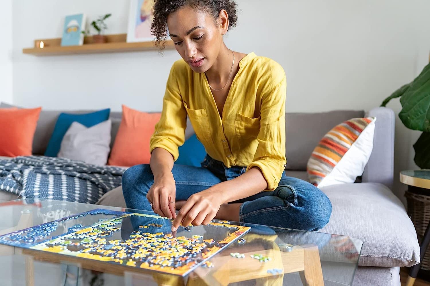 Ravensburger Wednesday Addams 500 Piece Round Puzzle for Adults & Kids - Premium Quality Jigsaw Puzzle with Glue for Framing - Perfect for Family Game Night, Home Decor & Gift Giving