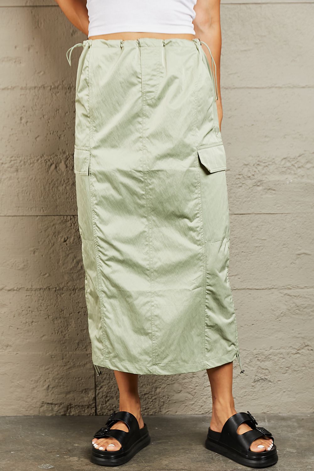 Stylish High Waisted Cargo Skirt for Women - Trendy Resort & Vacation Wear - Perfect for Beach, Travel & Summer Outfits