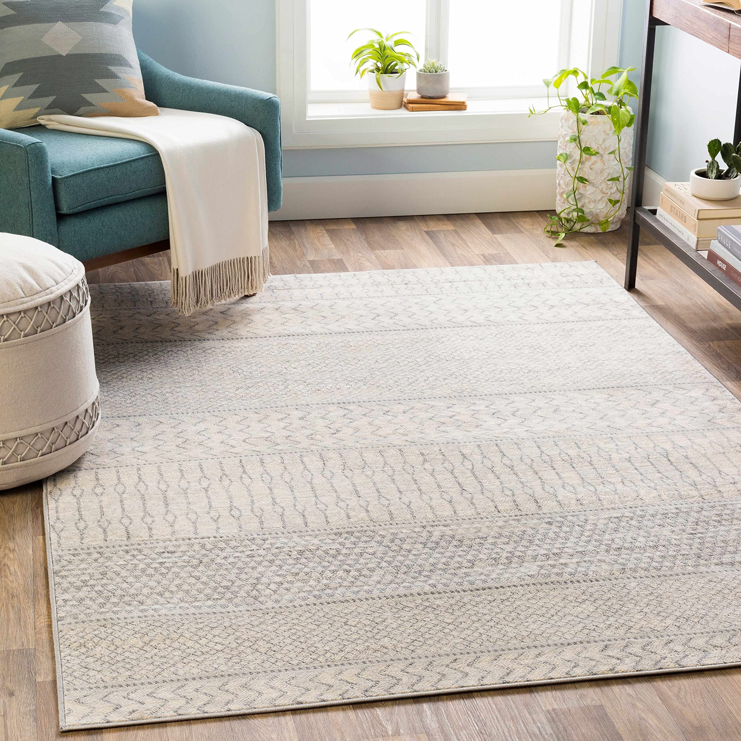 Hauteloom Nunda Modern Round Area Rug 6'7