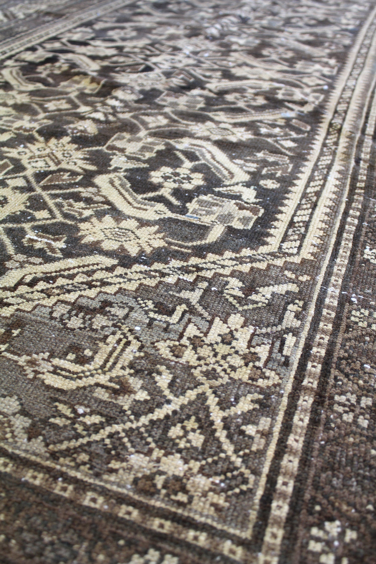 Antique Hamadan Handwoven Tribal Rug J58199 - Authentic Persian Wool Carpet for Living Room, Bedroom & Home Decor