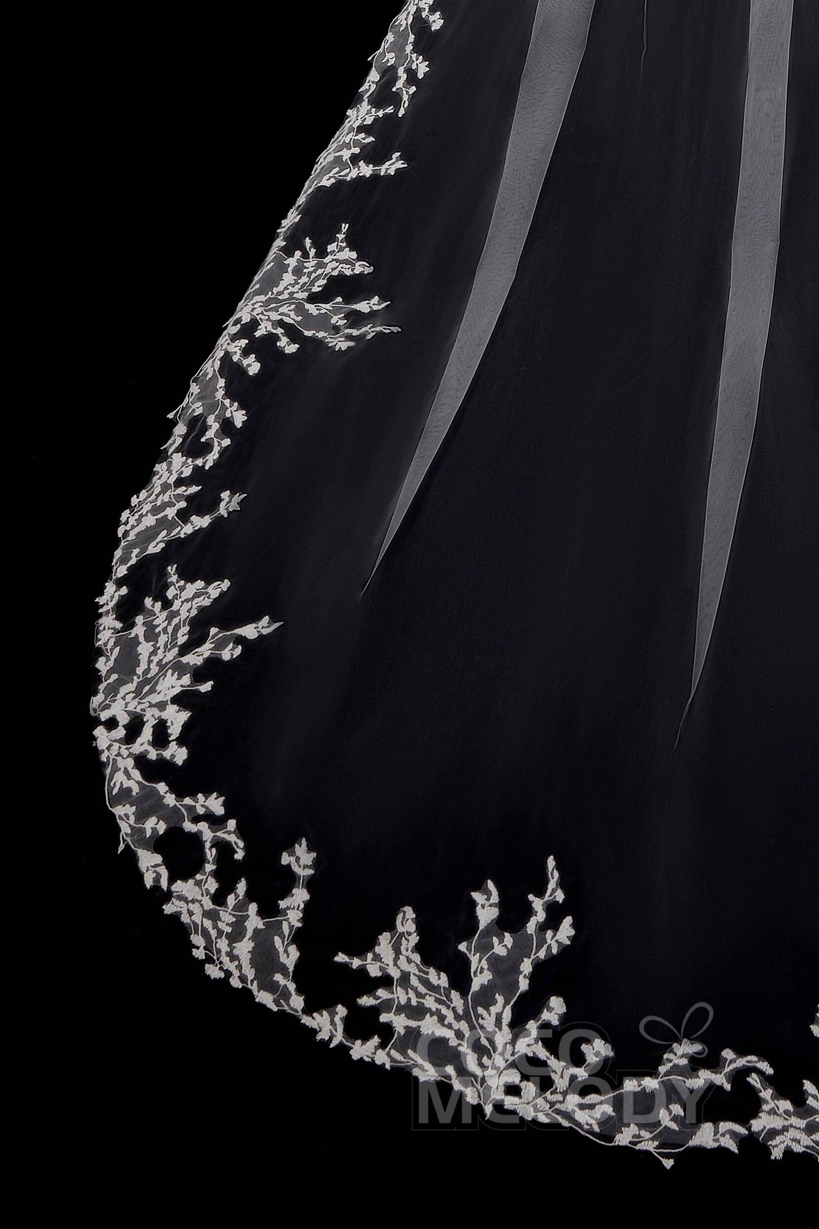 Elegant One-Tier Lace Edge Tulle Bridal Hip Veil with Floral Appliques - Perfect for Wedding, Bridal Shower & Boho Photoshoots