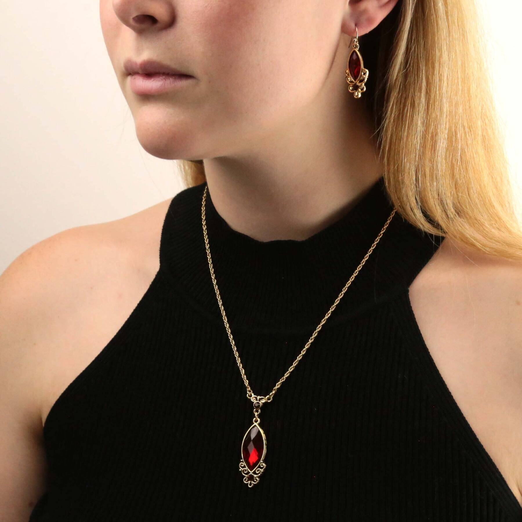 1928 Jewelry Alluring Siam Red Filigree Pendant Necklace 16